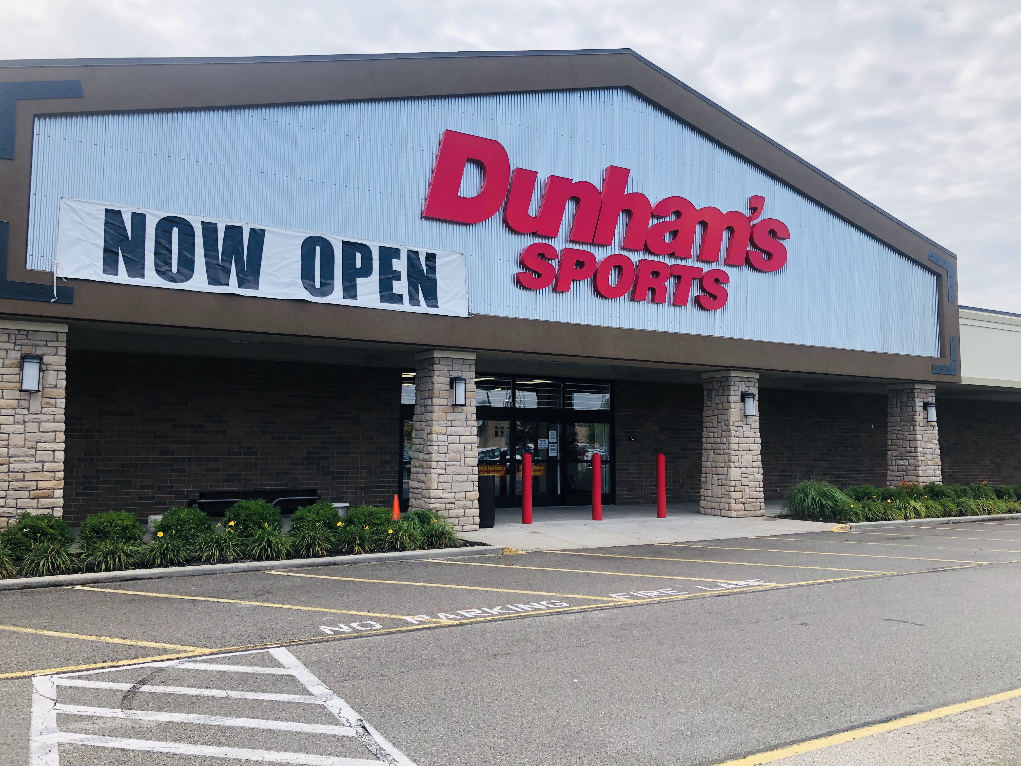 Dunhams Sports Opens New Location