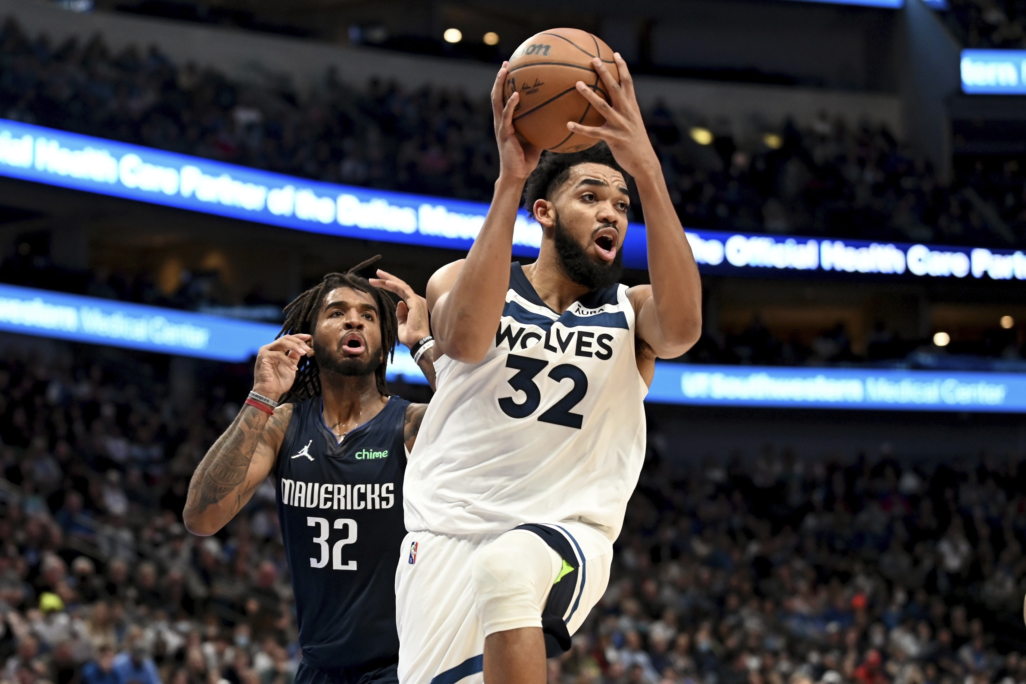 Timberwolves Sign All-NBA Center Karl-Anthony Towns to Multi-Year