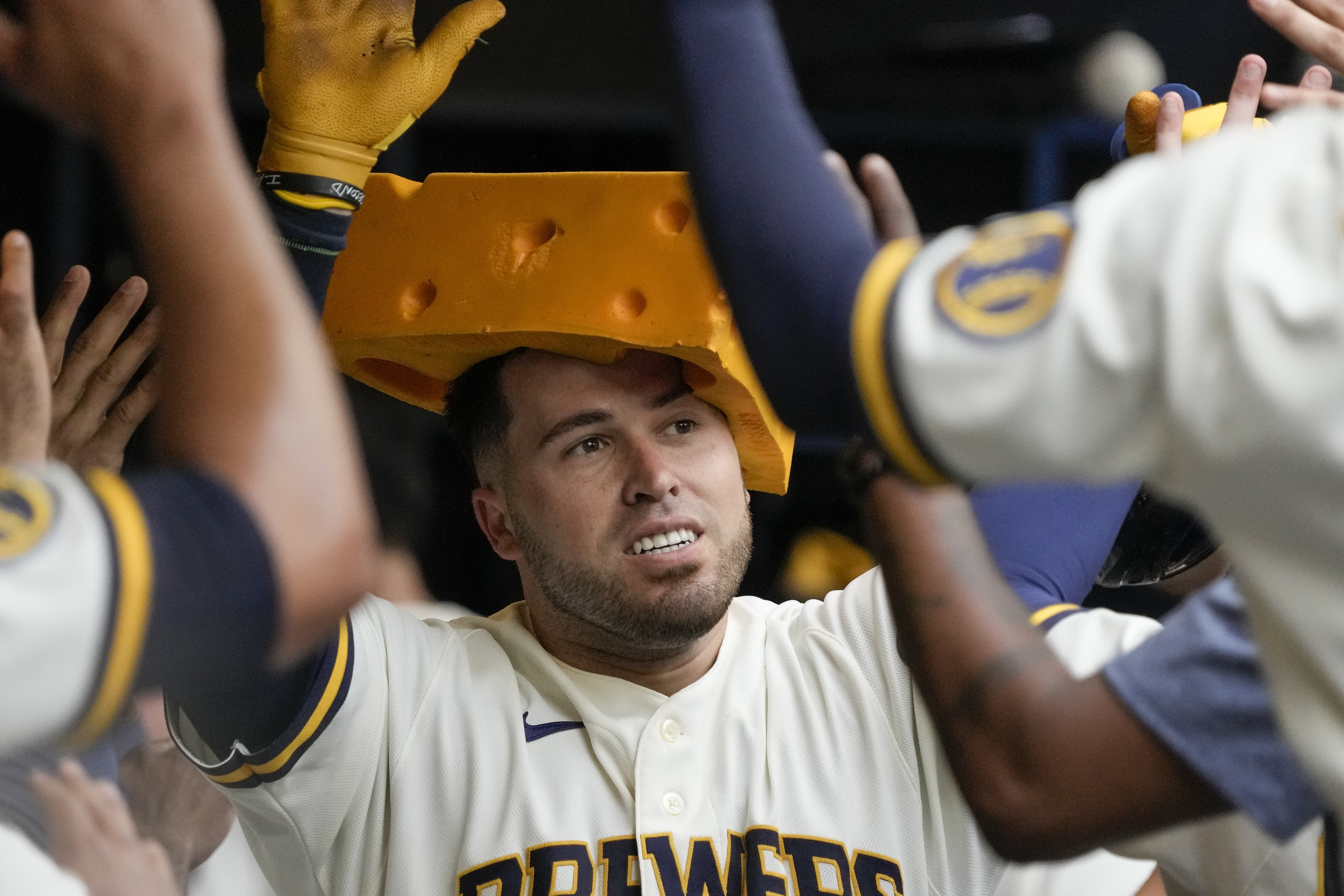 Brewers vs. Cubs: Christian Yelich, Cody Bellinger look like their