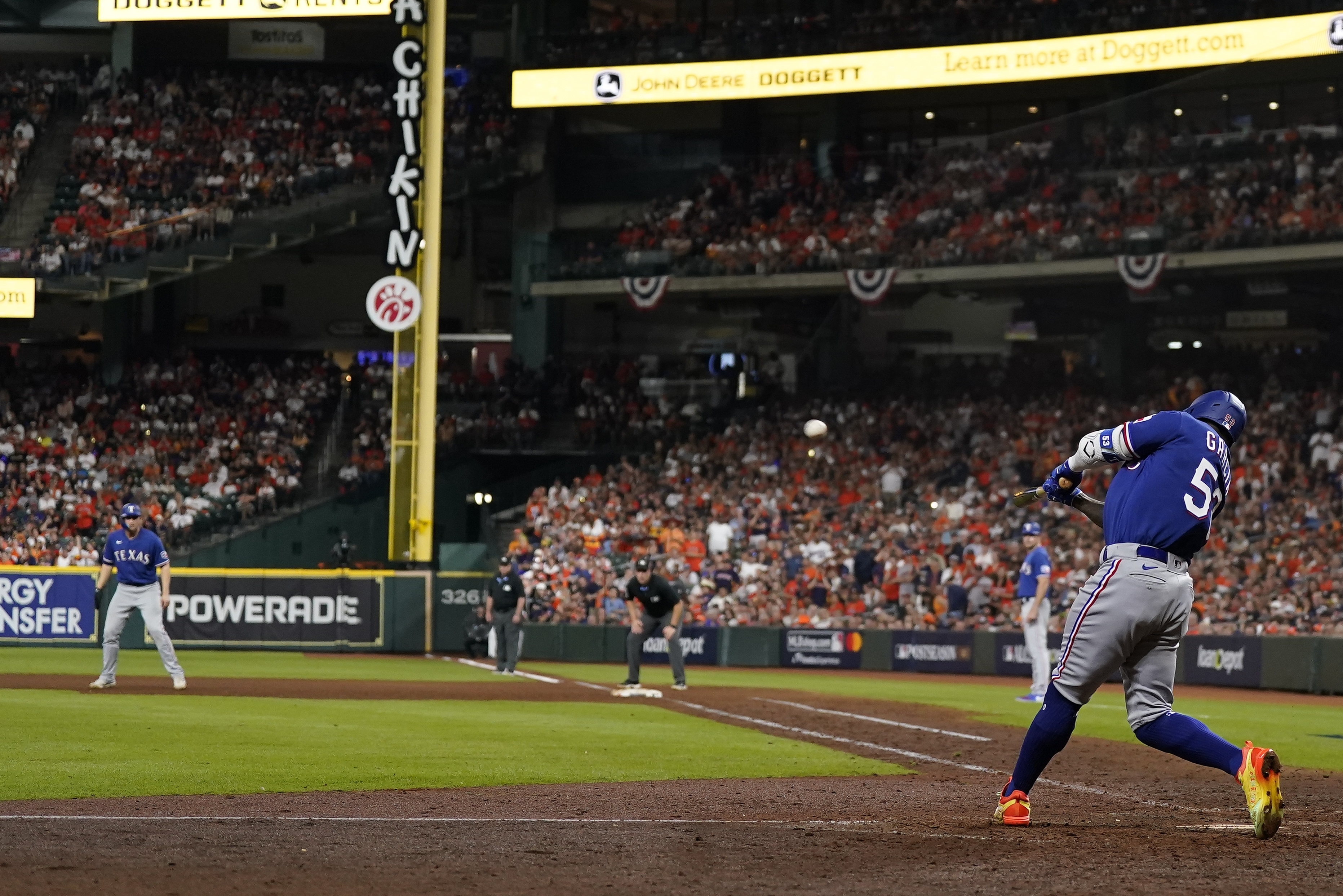 Why MLB's pitch clock led Astros' Kyle Tucker to ditch barehanded