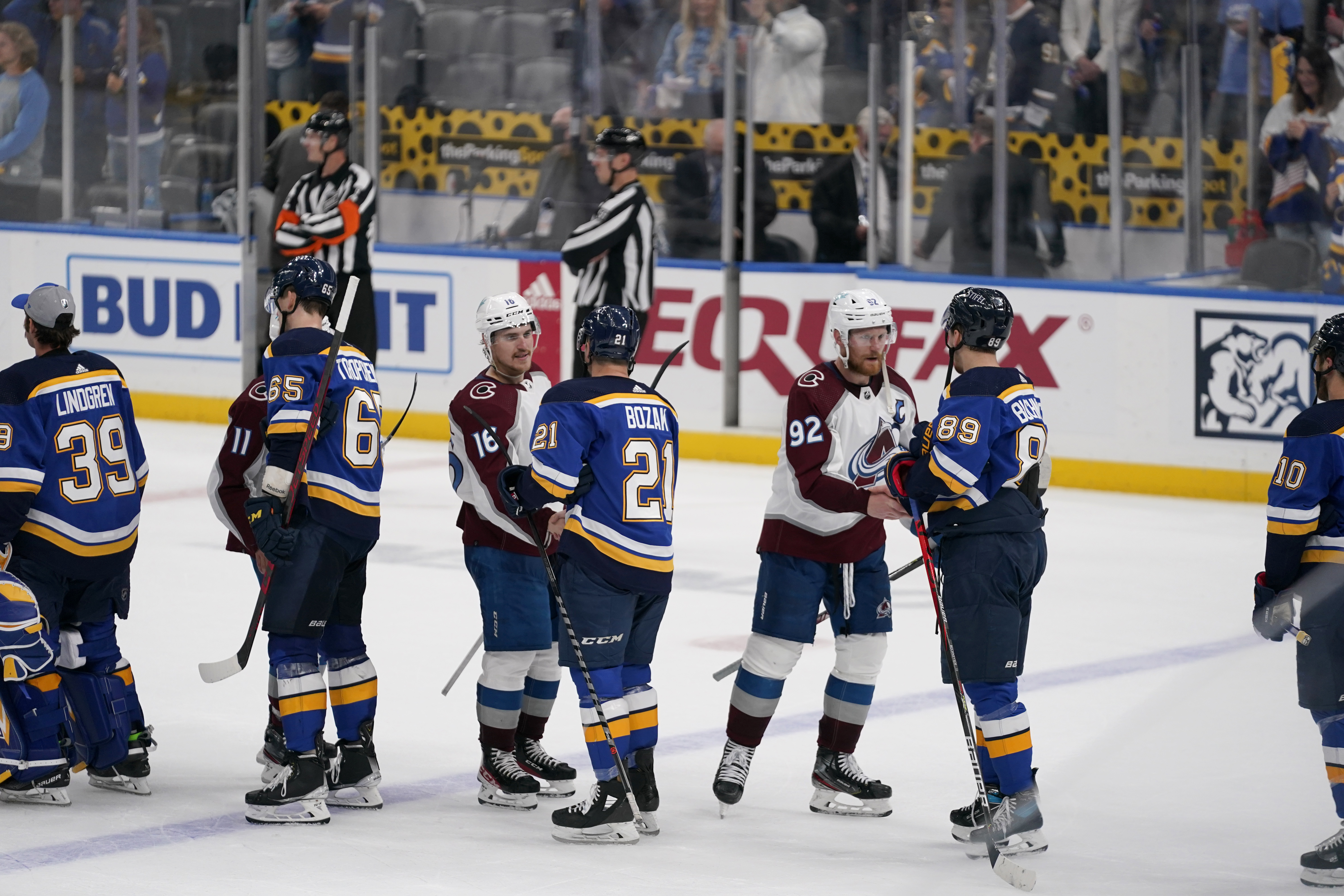 Avalanche advance to conference finals for 1st time since 2002