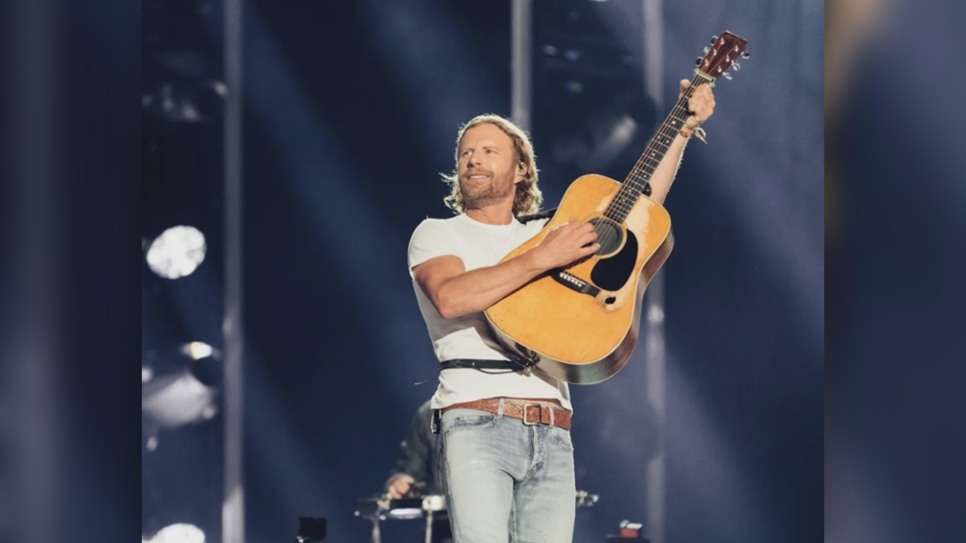 Dierks Bentley and Zach Top to perform in Savannah this week