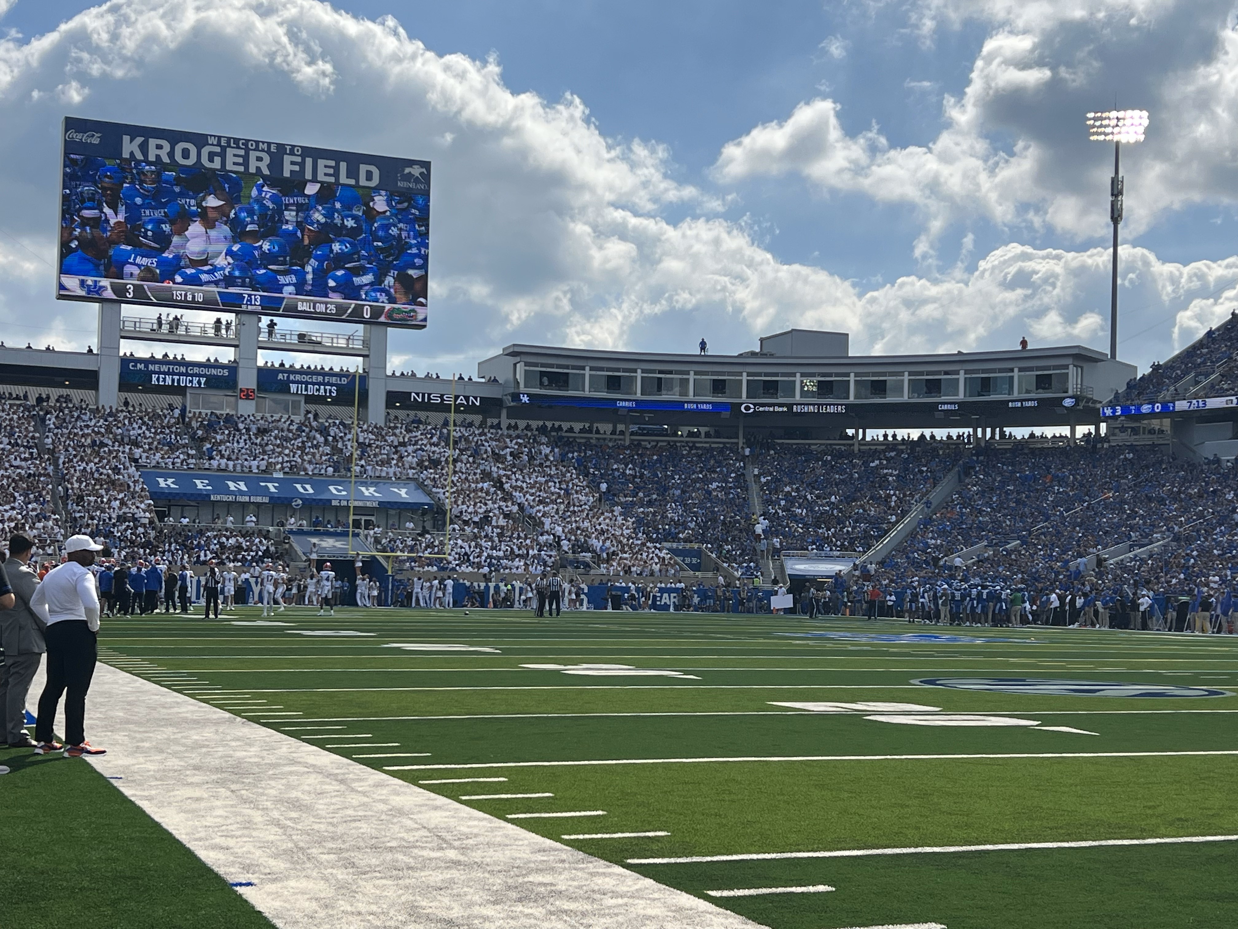 Louisville Wide Receiver Chucks Water Bottle At Kentucky Fans After Loss