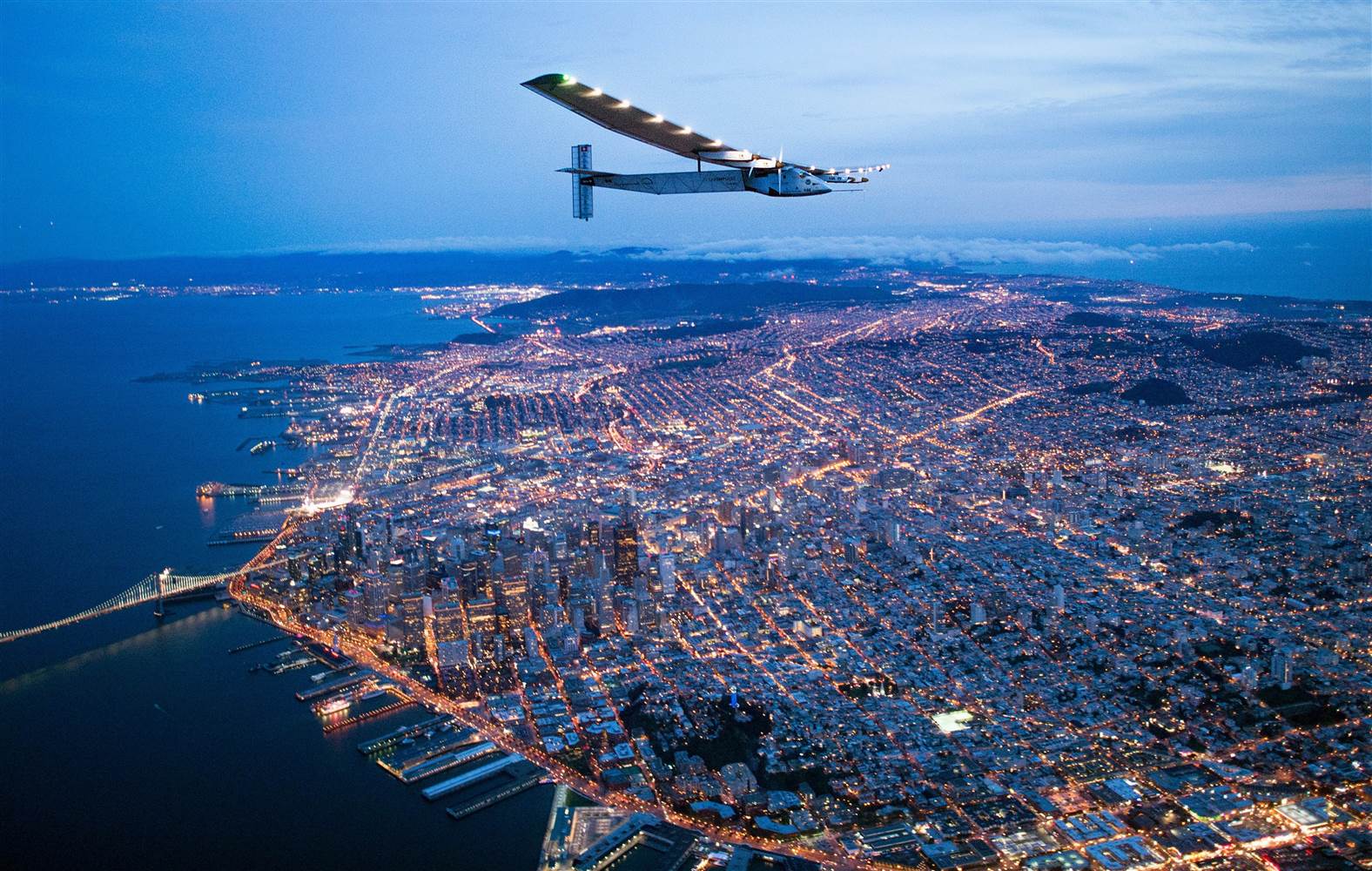 Solar-powered plane finishes flight over Pacific