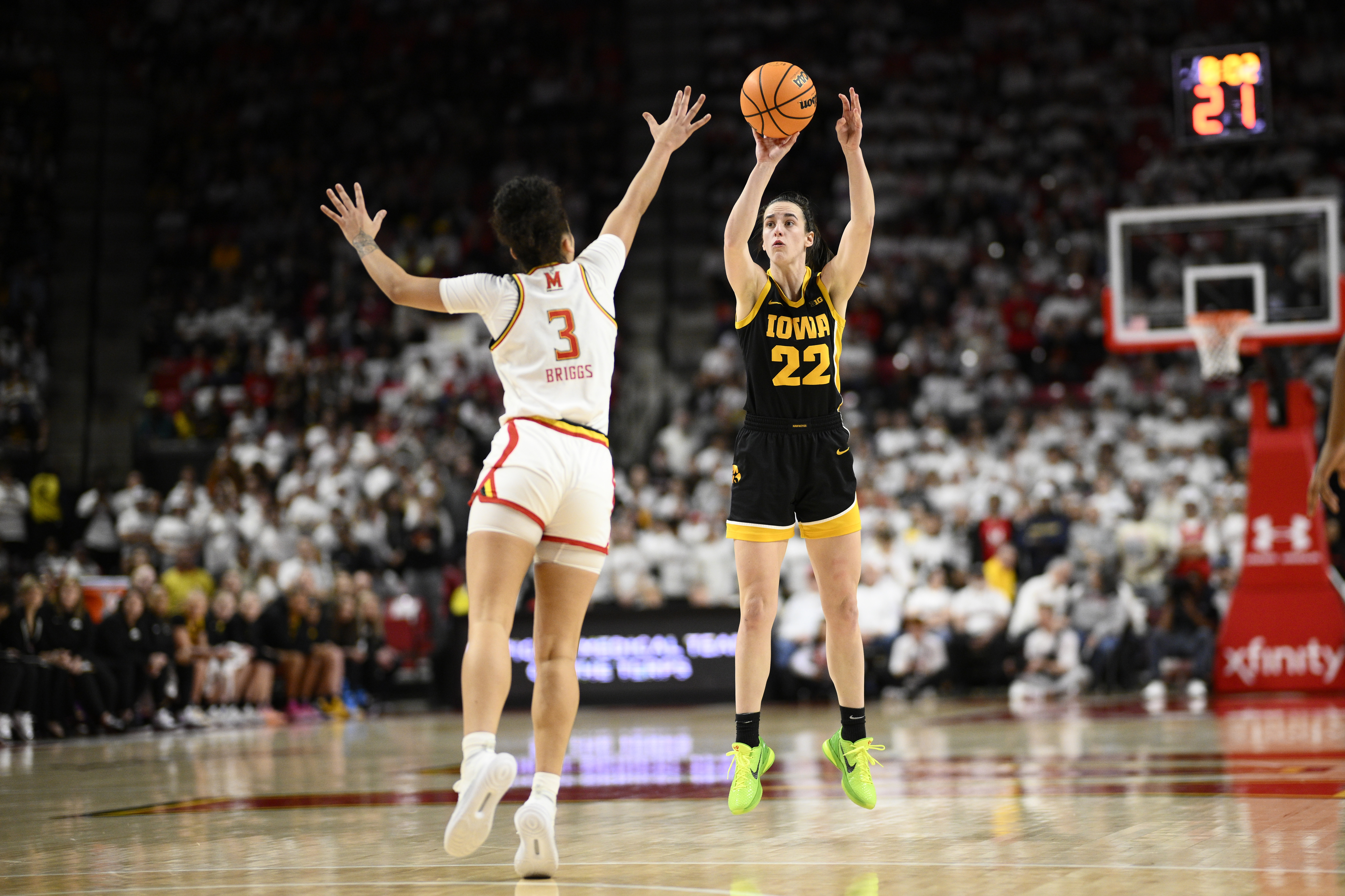 Caitlin Clark scores 38 points with 12 assists, and No. 3 Iowa holds off  upset-minded Maryland 93-85