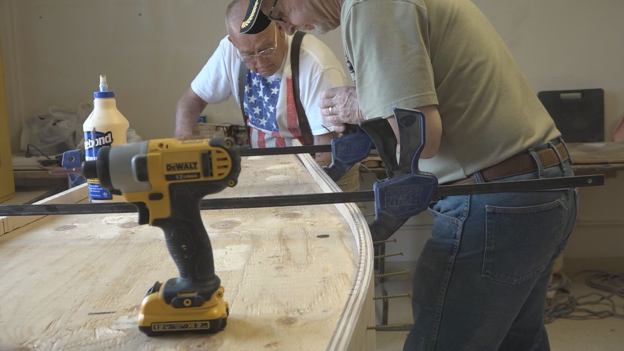 Veterans building caskets for fellow Veterans