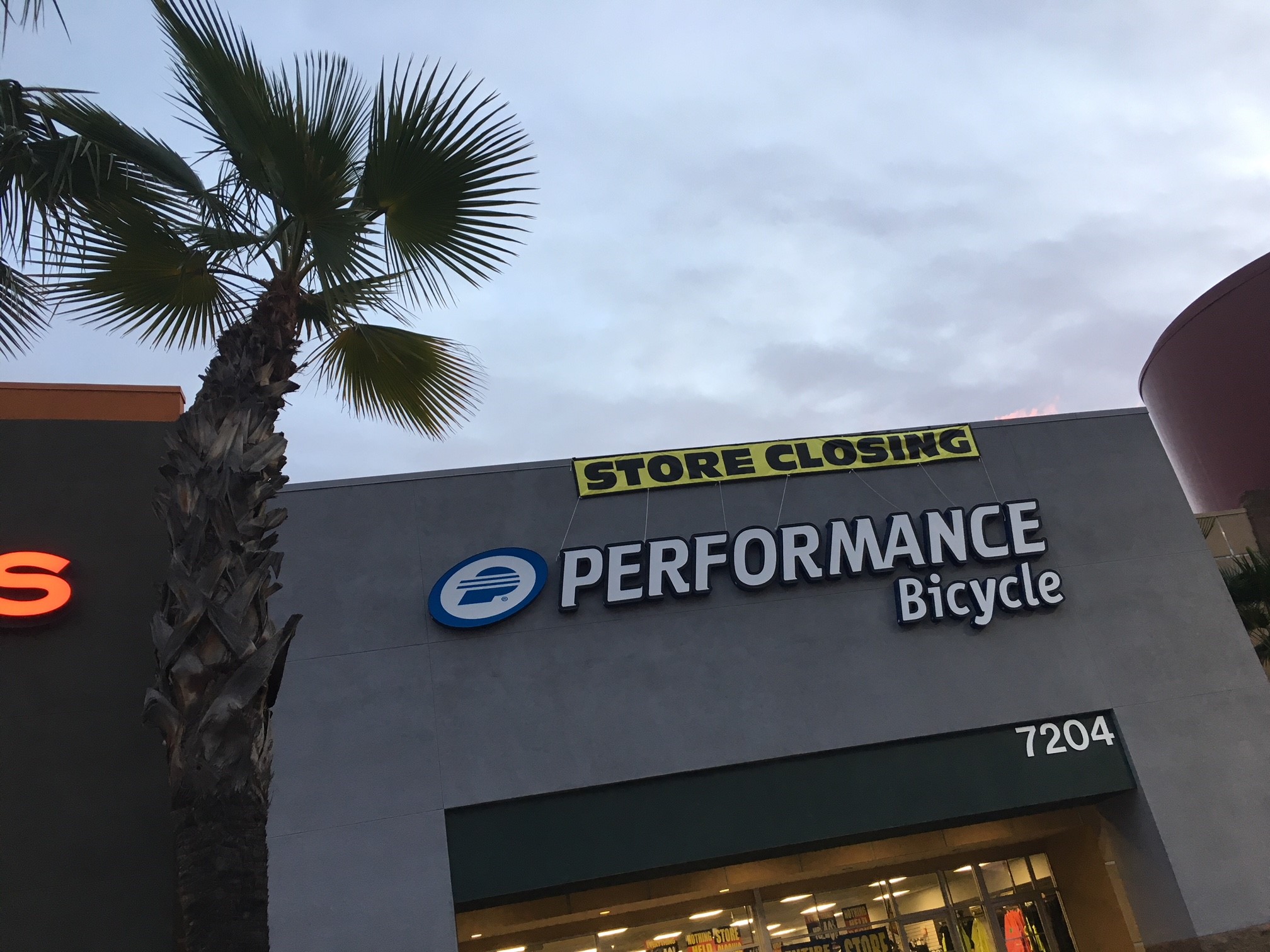 performance bicycle store