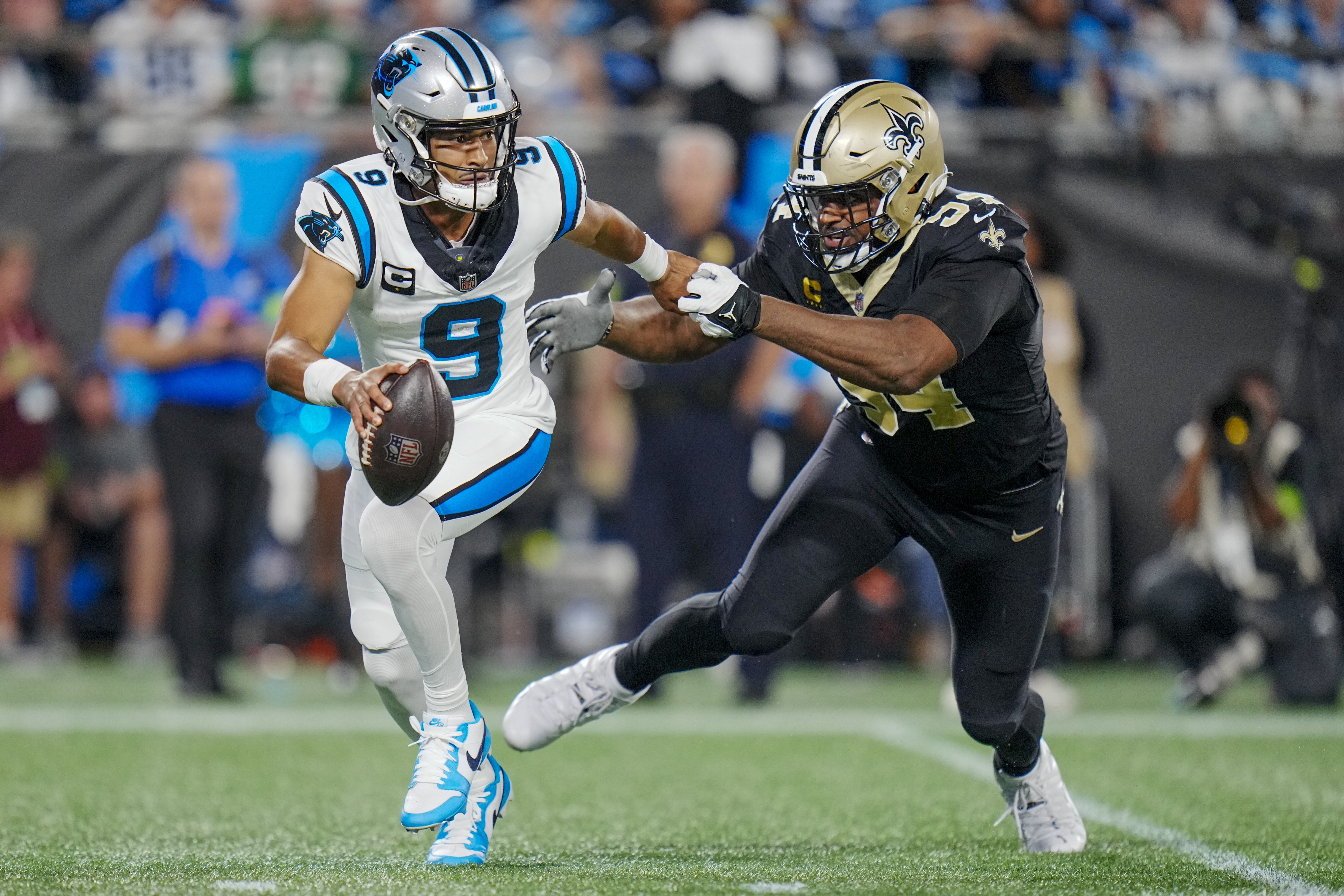 Panthers LB Shaq Thompson expected to miss extended time with 'significant'  ankle injury, National