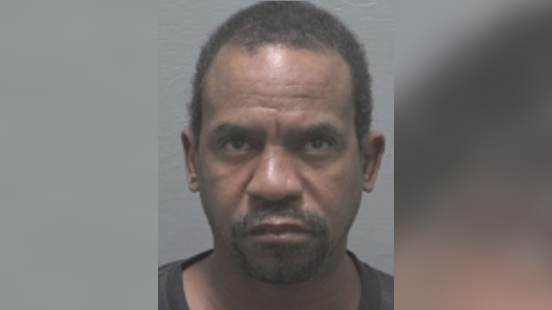 Man pleads guilty after attempting to rob a vape shop in Wilmington