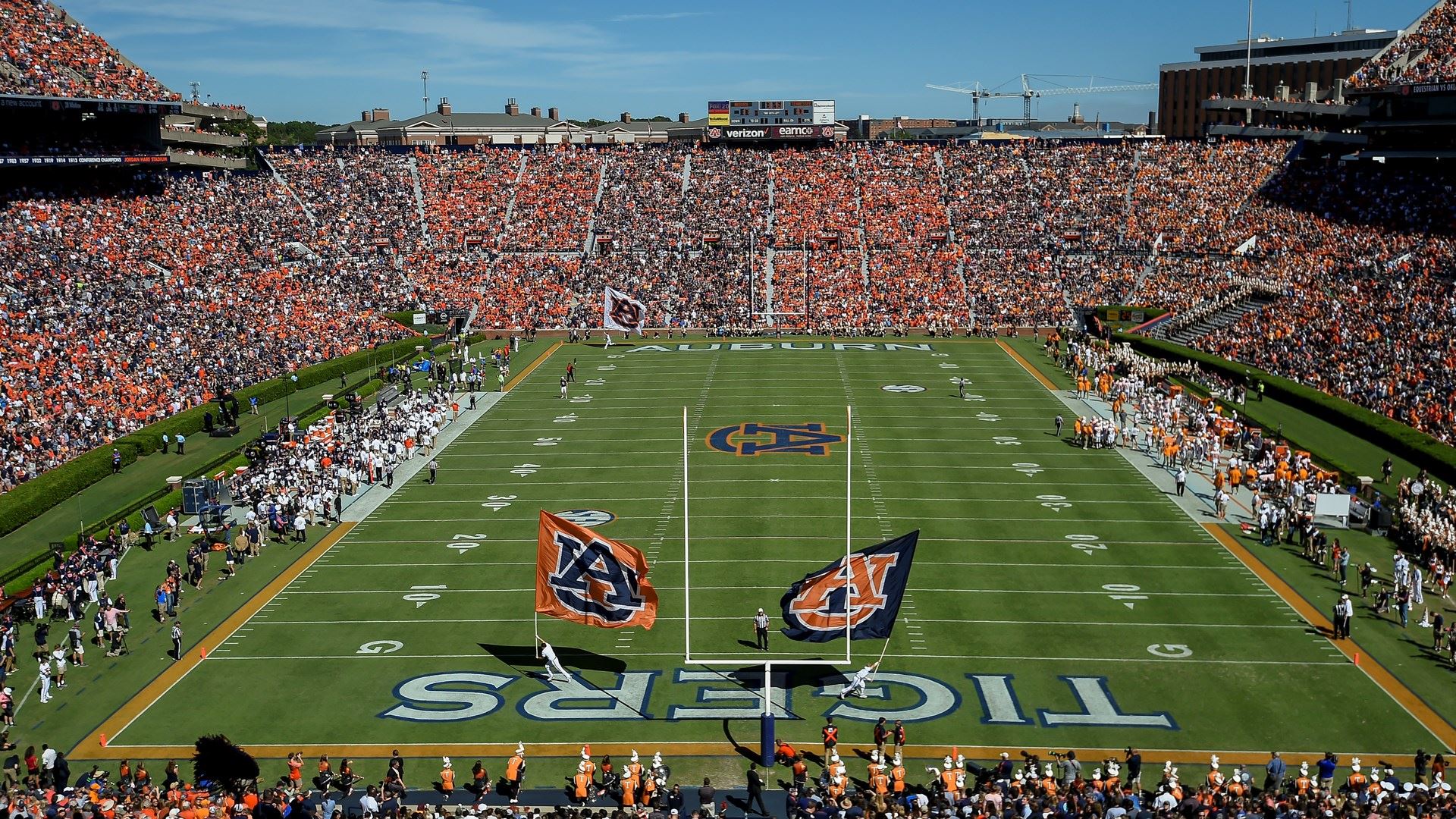 Auburn President: “We're gonna have football this fall.”
