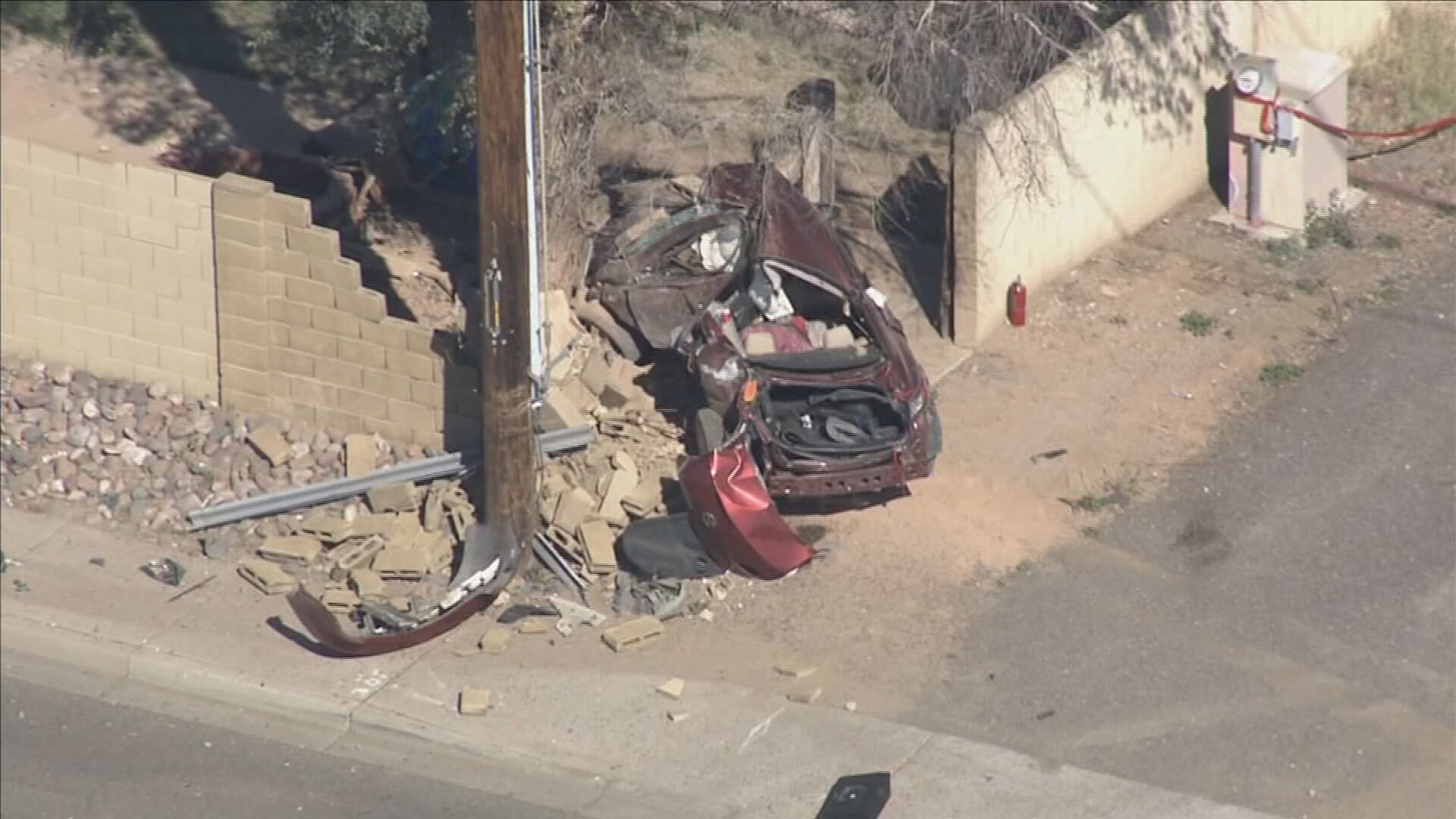 シ*ト様 Carhartt 2Knee Thunderbird Crash hqdefault.jpg