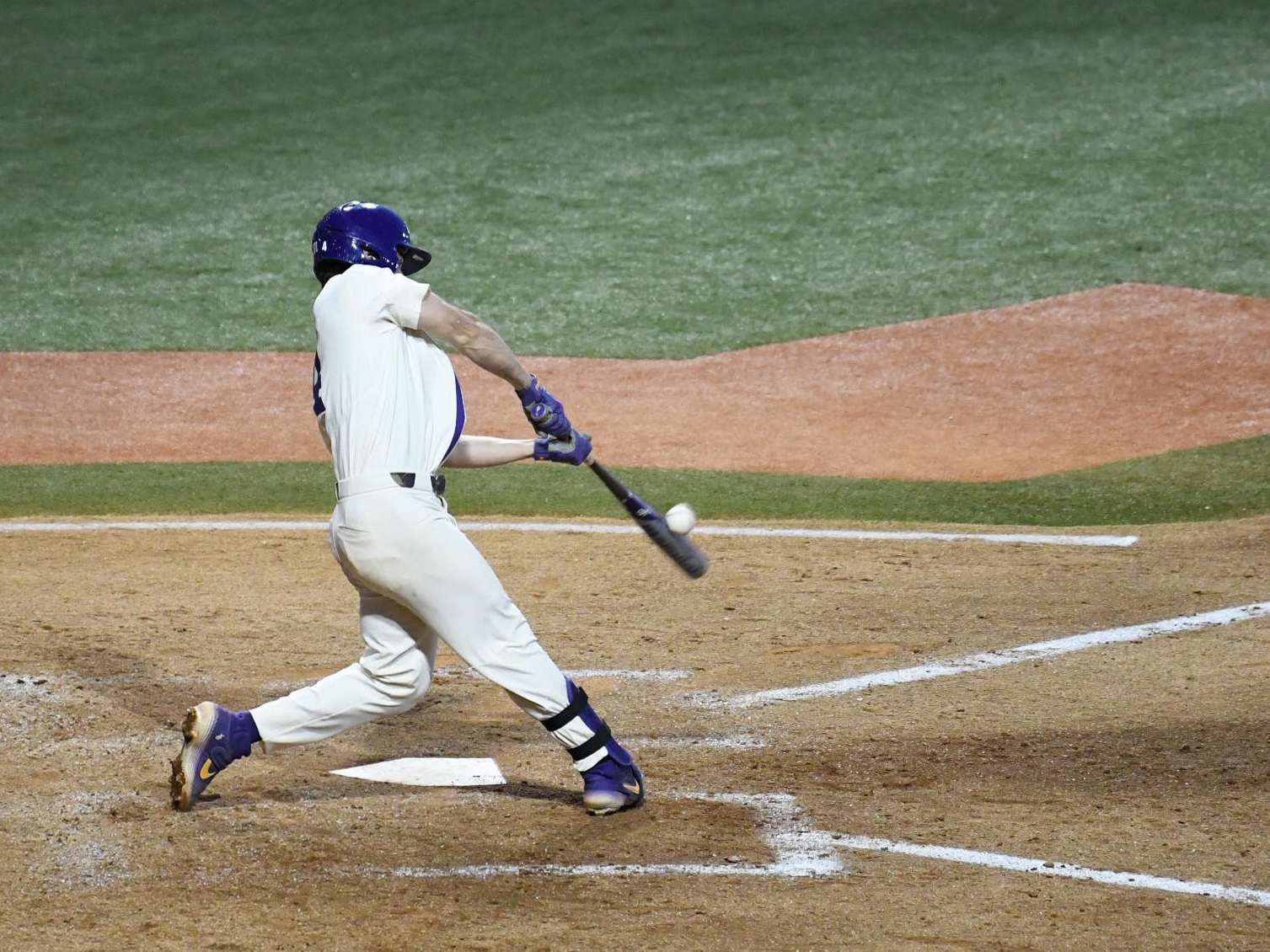 No. 9 LSU baseball shuts out Grambling in Throwback Game