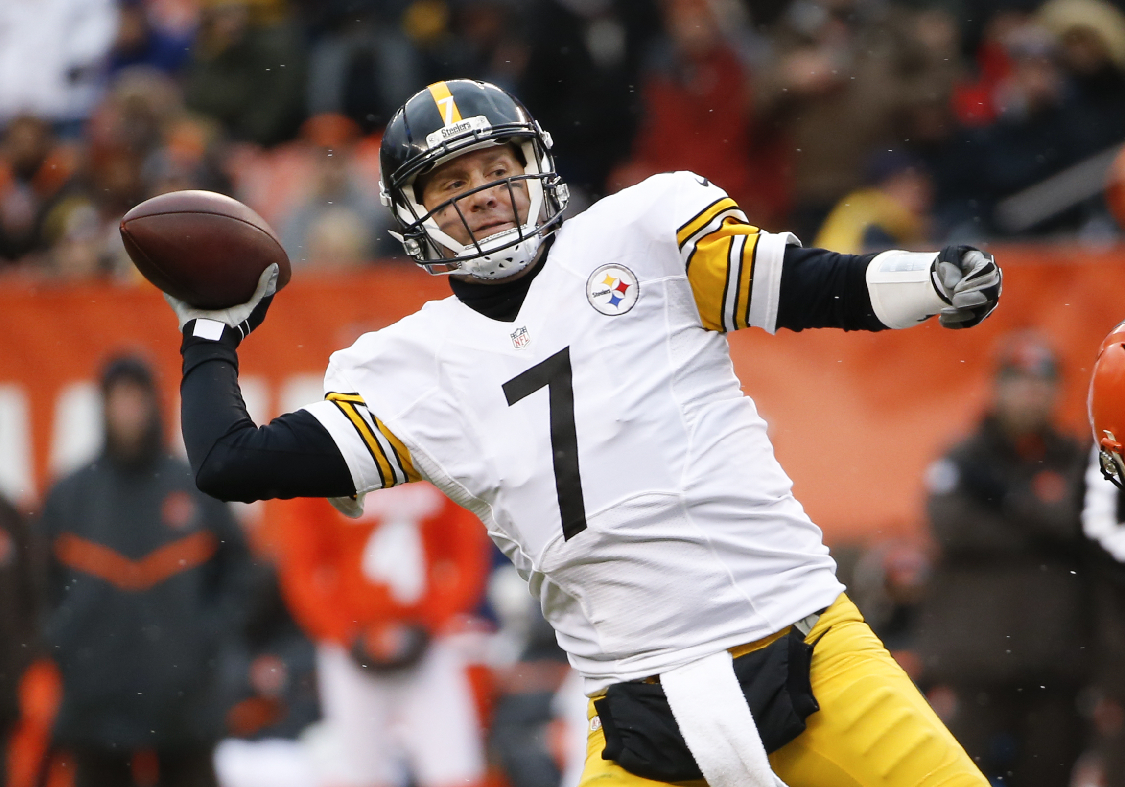 Roethlisberger needs elbow surgery, ending his 2019 Steelers' season