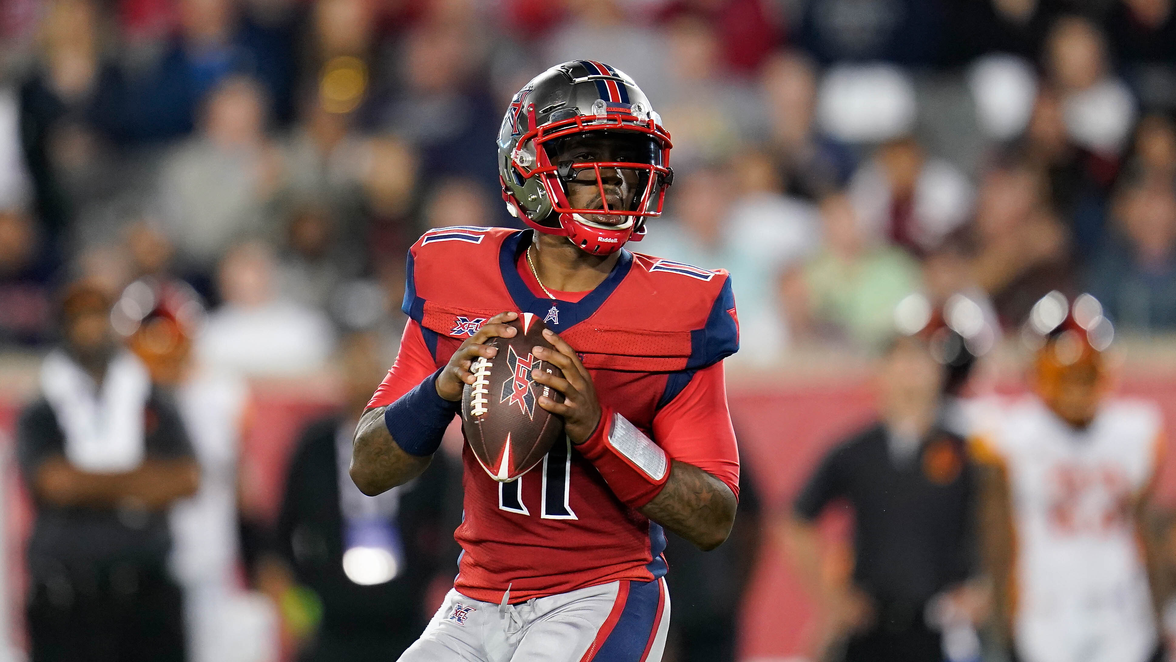 Former Houston Roughnecks QB P.J. Walker makes NFL debut