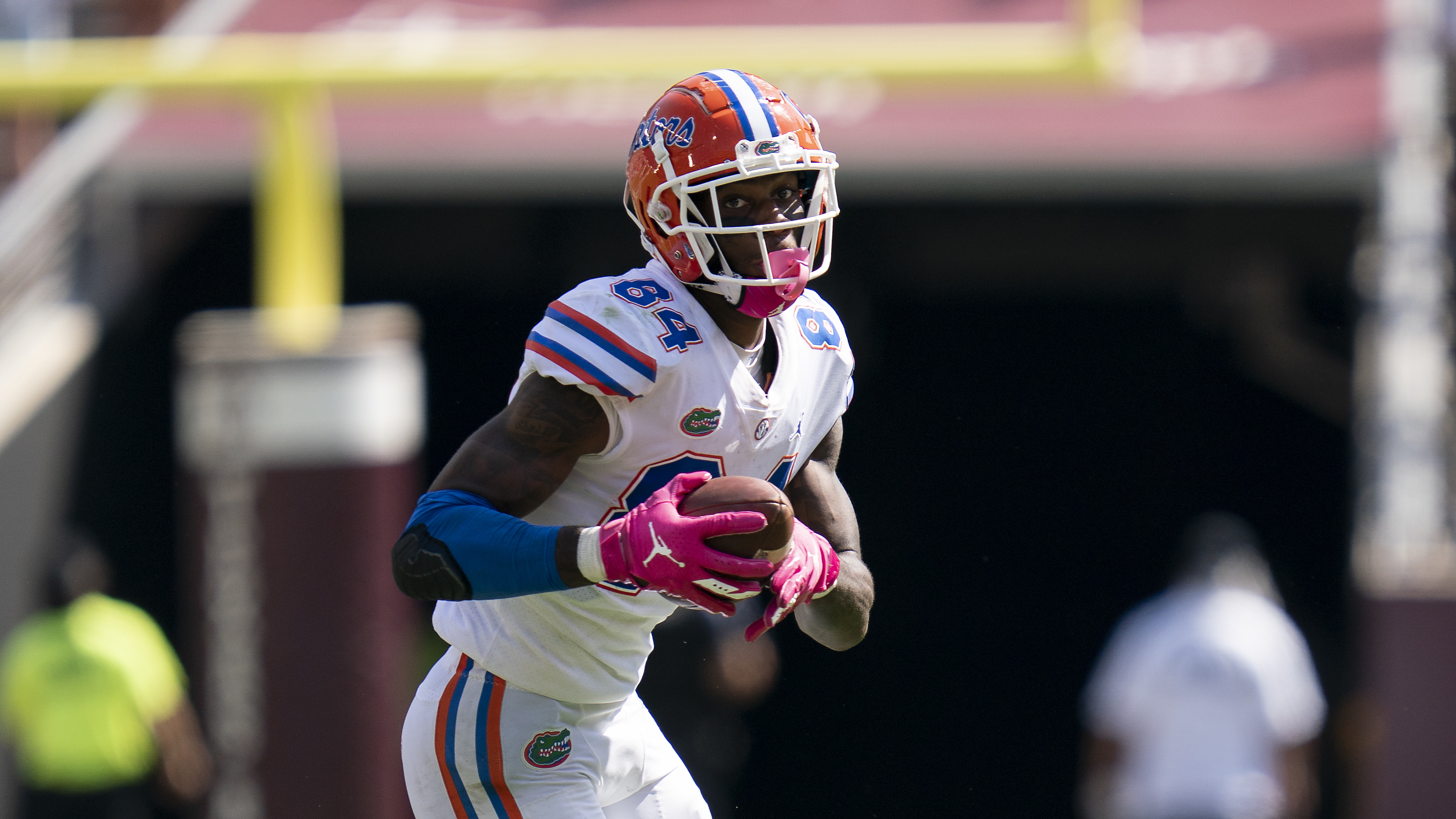 Florida tight end Kyle Pitts honored with Mackey Award