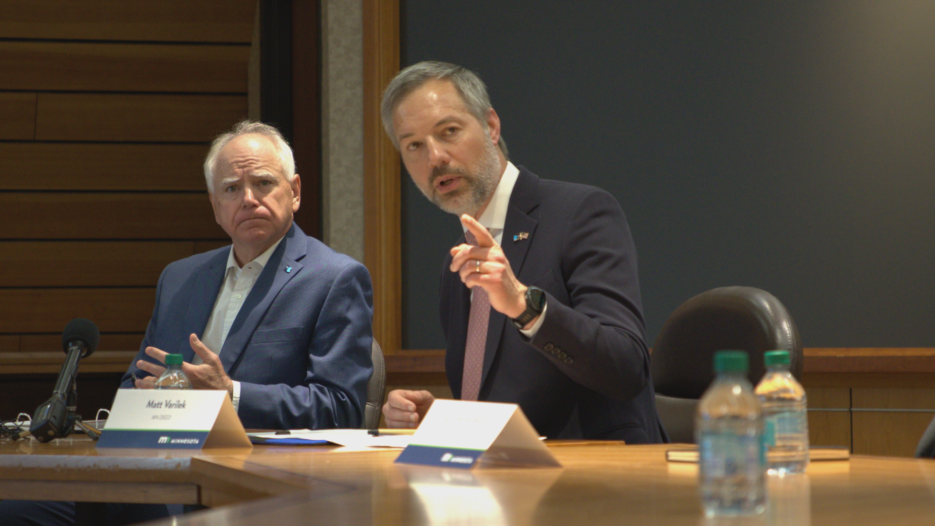 Walz and DEED announce $33M for small business assistance