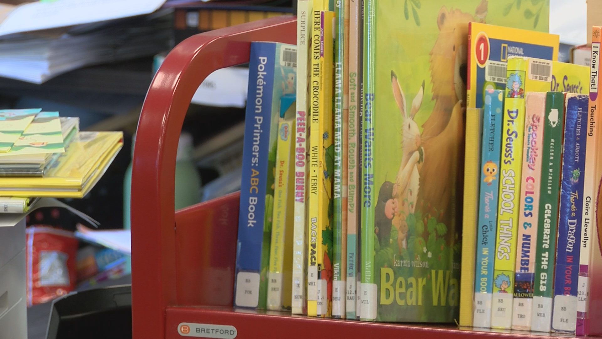 Charleston library debuts region's first decodable book collection