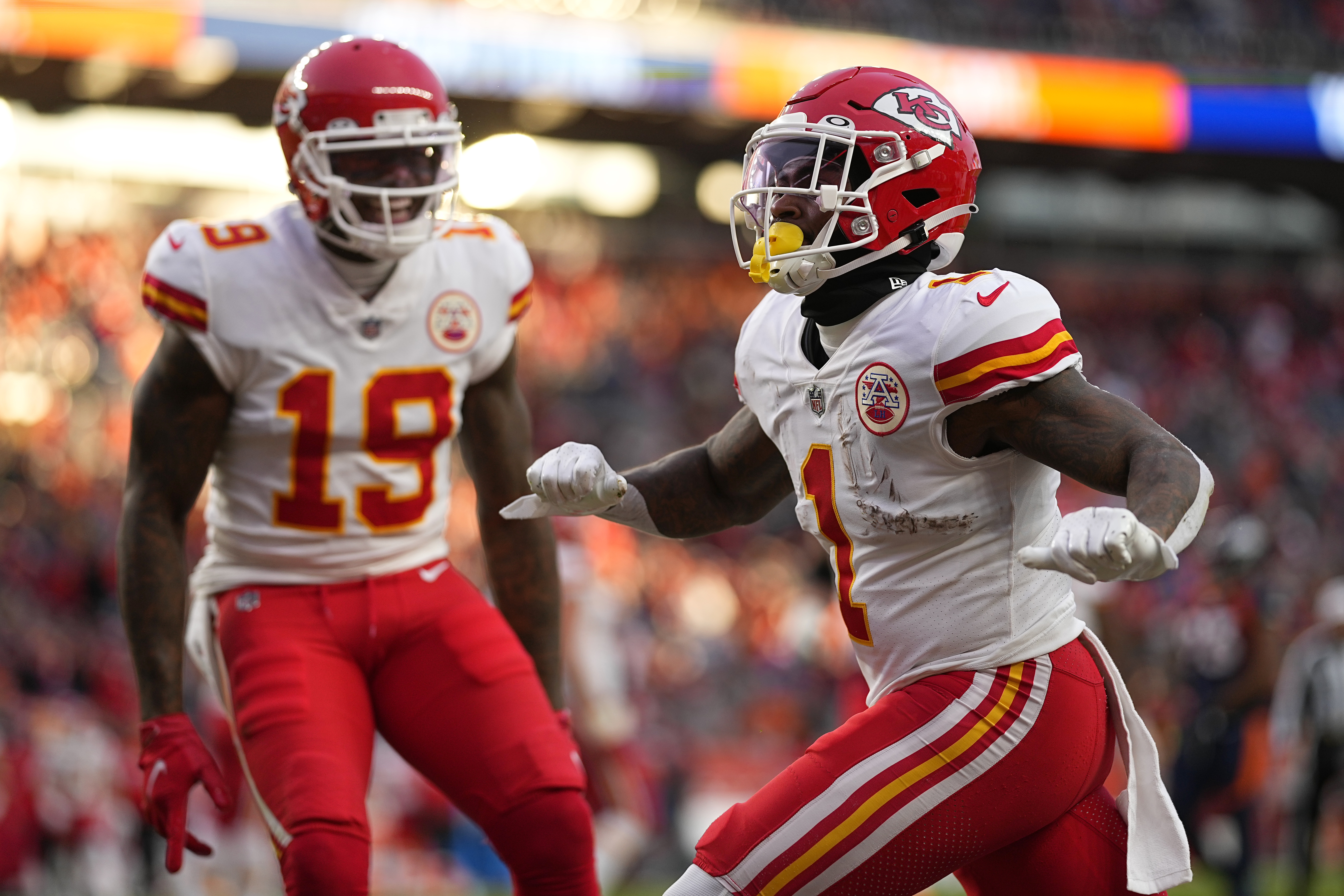 Kansas City Chiefs' Nick Bolton, Josh Gordon changing jersey numbers