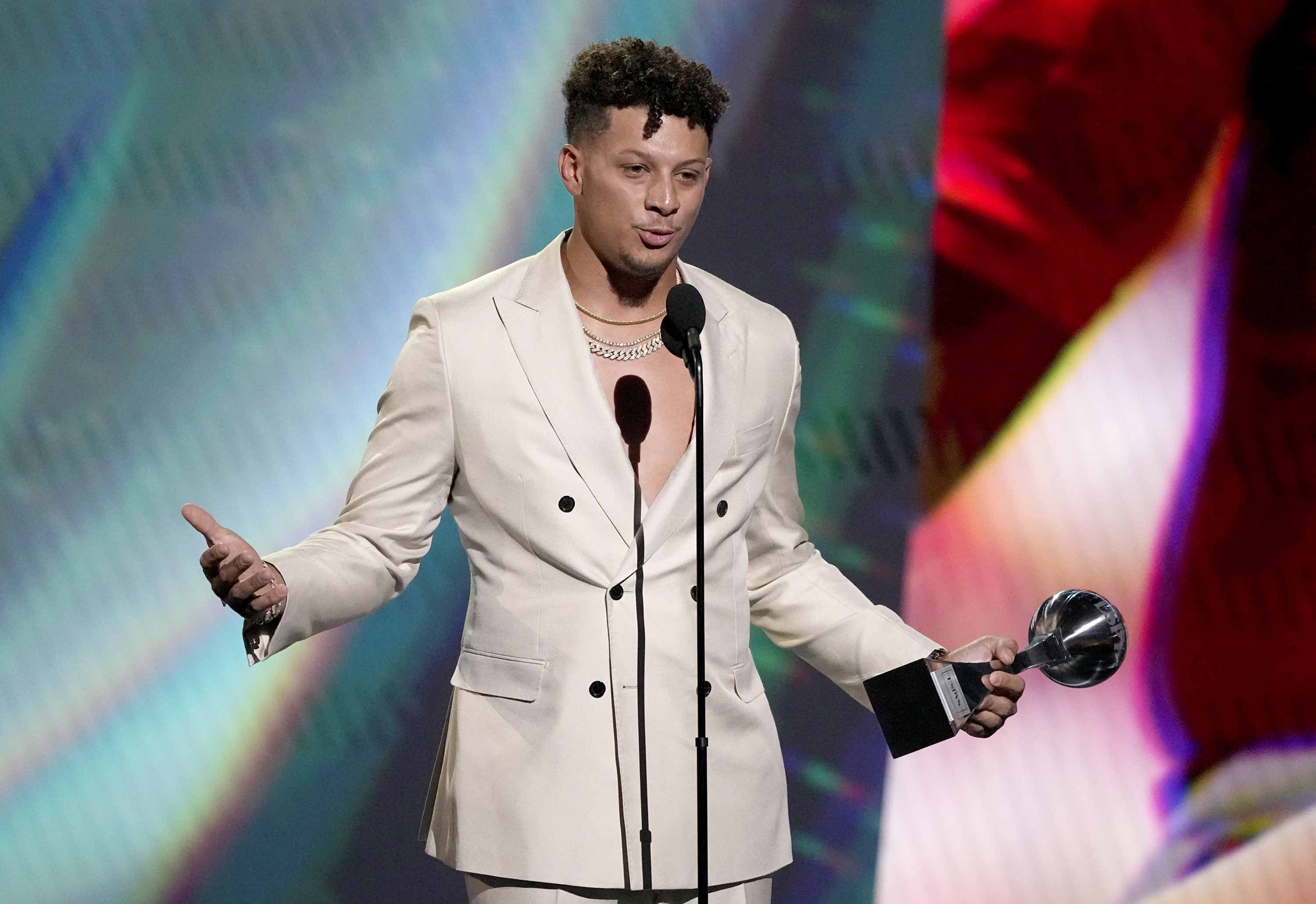 NewsChannel 5 Nashville - A Nashville designer will be styling Kansas City  Chiefs QB Patrick Mahomes. He says a team of 12 worked to create Mahomes'  look for the biggest game of