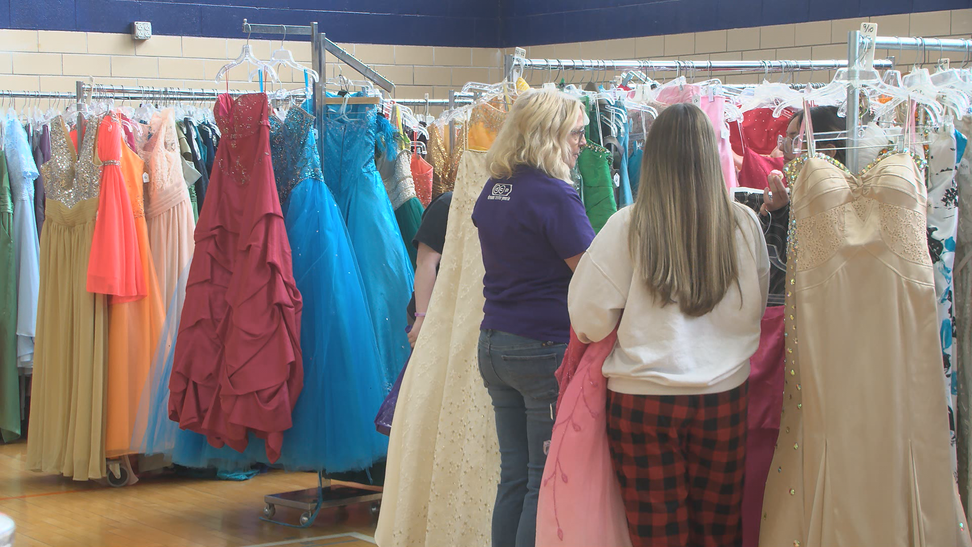 Dream Center Peoria offers free prom dresses for students