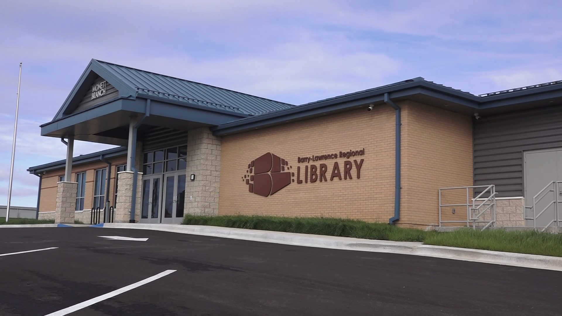 Monett, Mo. opens new library two decades in the making