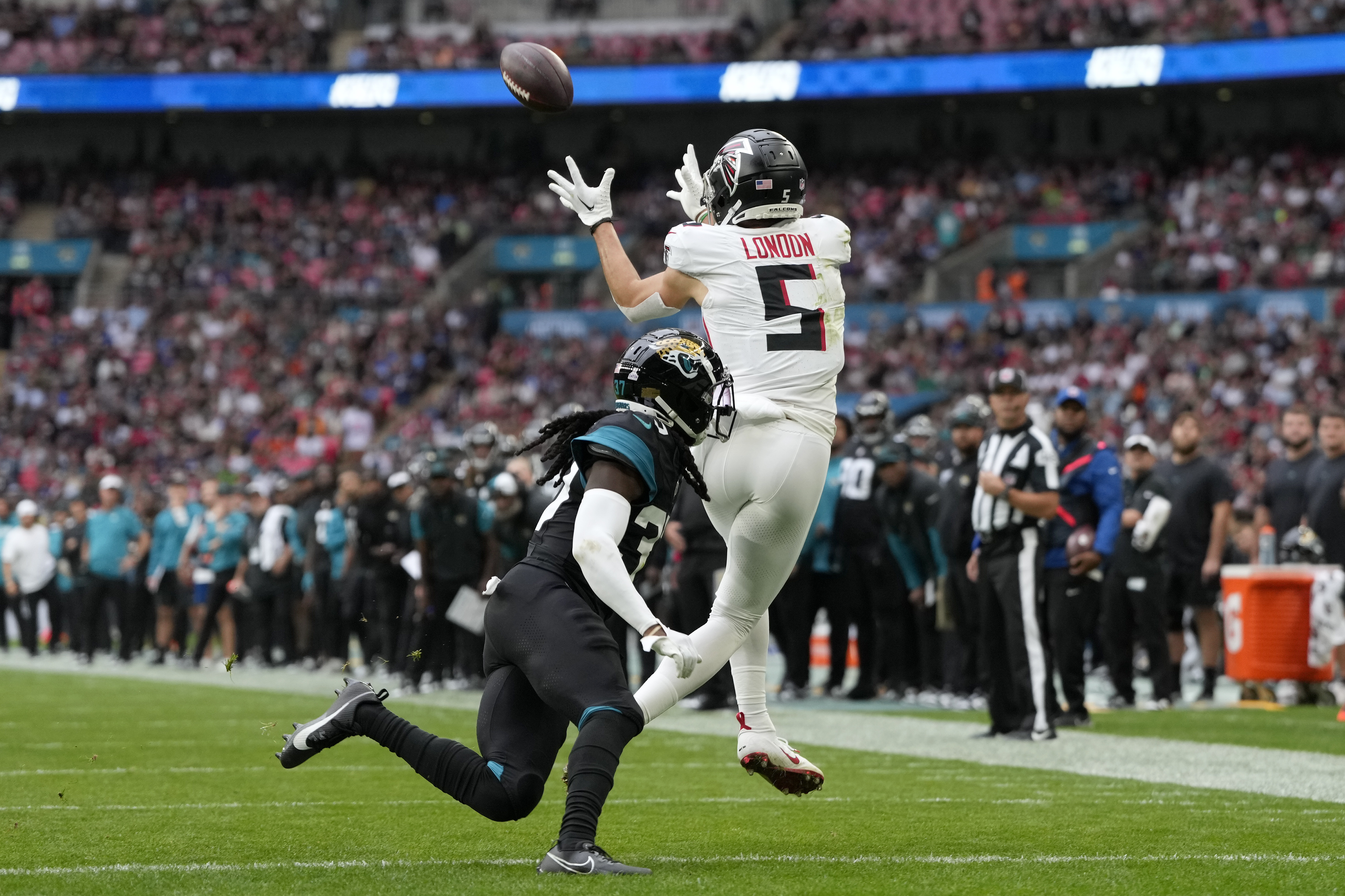 What channel is Falcons vs. Jaguars on today? Time, TV schedule for NFL  London game