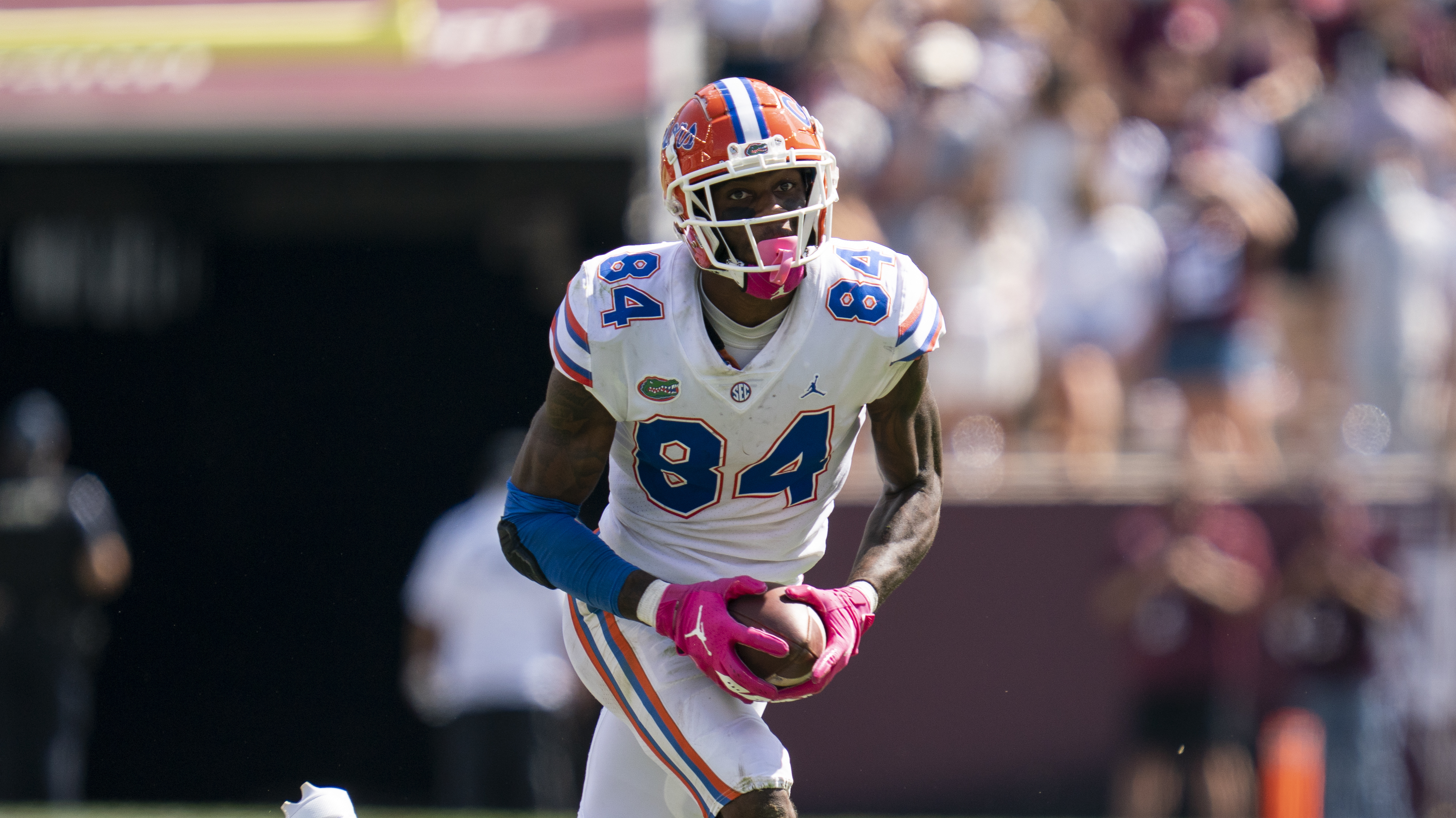 Florida Gators tight end Kyle Pitts declares for the NFL Draft