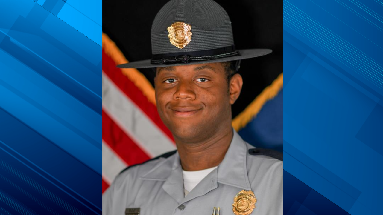 Community prayer circle held for injured state trooper