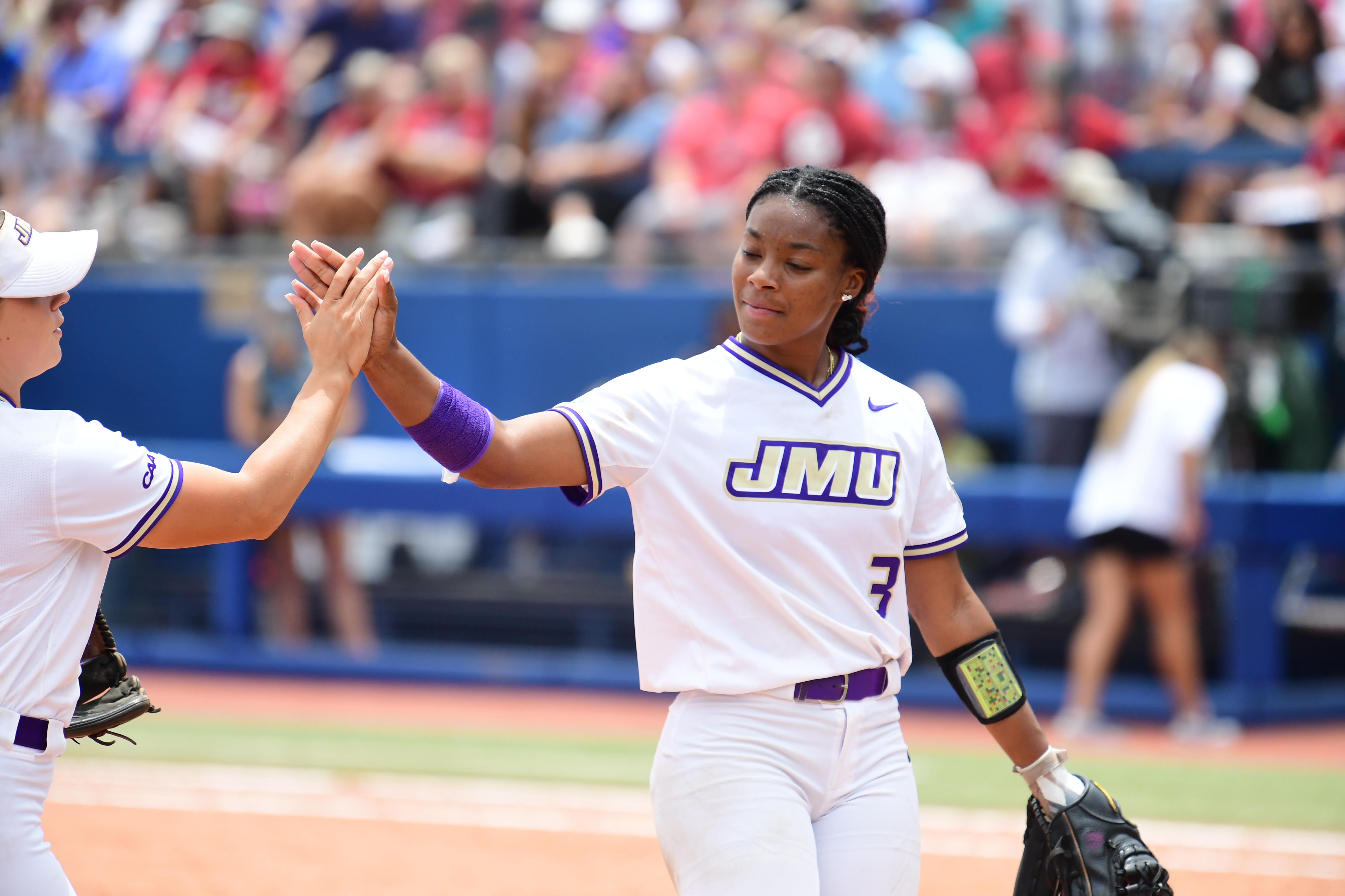 Wcws Championship Series On The Line For Jmu On Monday