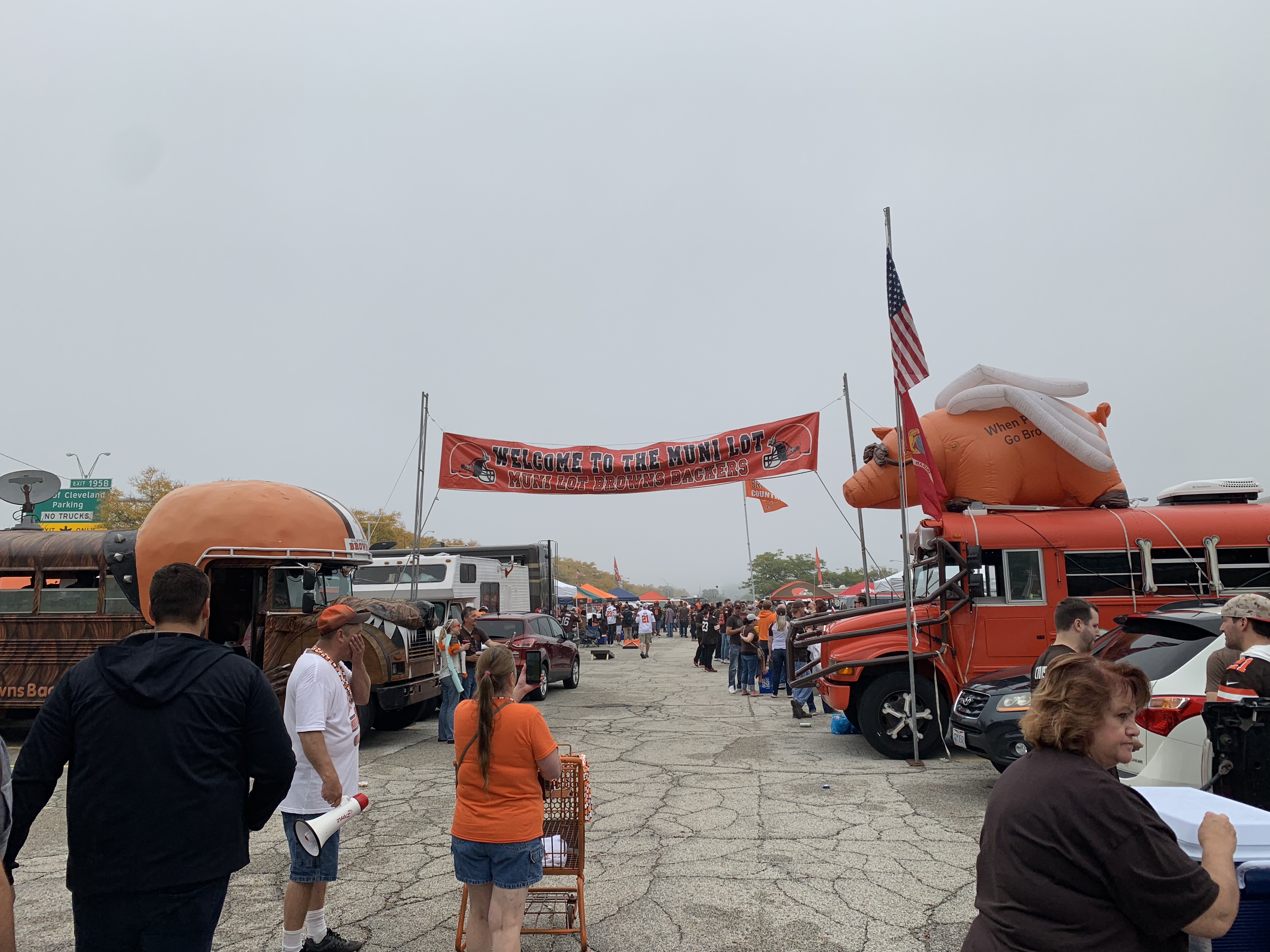 Cleveland Browns tailgate is nothing short of beautiful