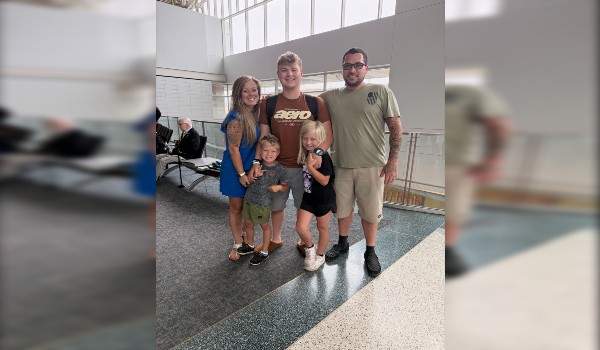 NKY mother says American Airlines denied gate pass for son's military  deployment