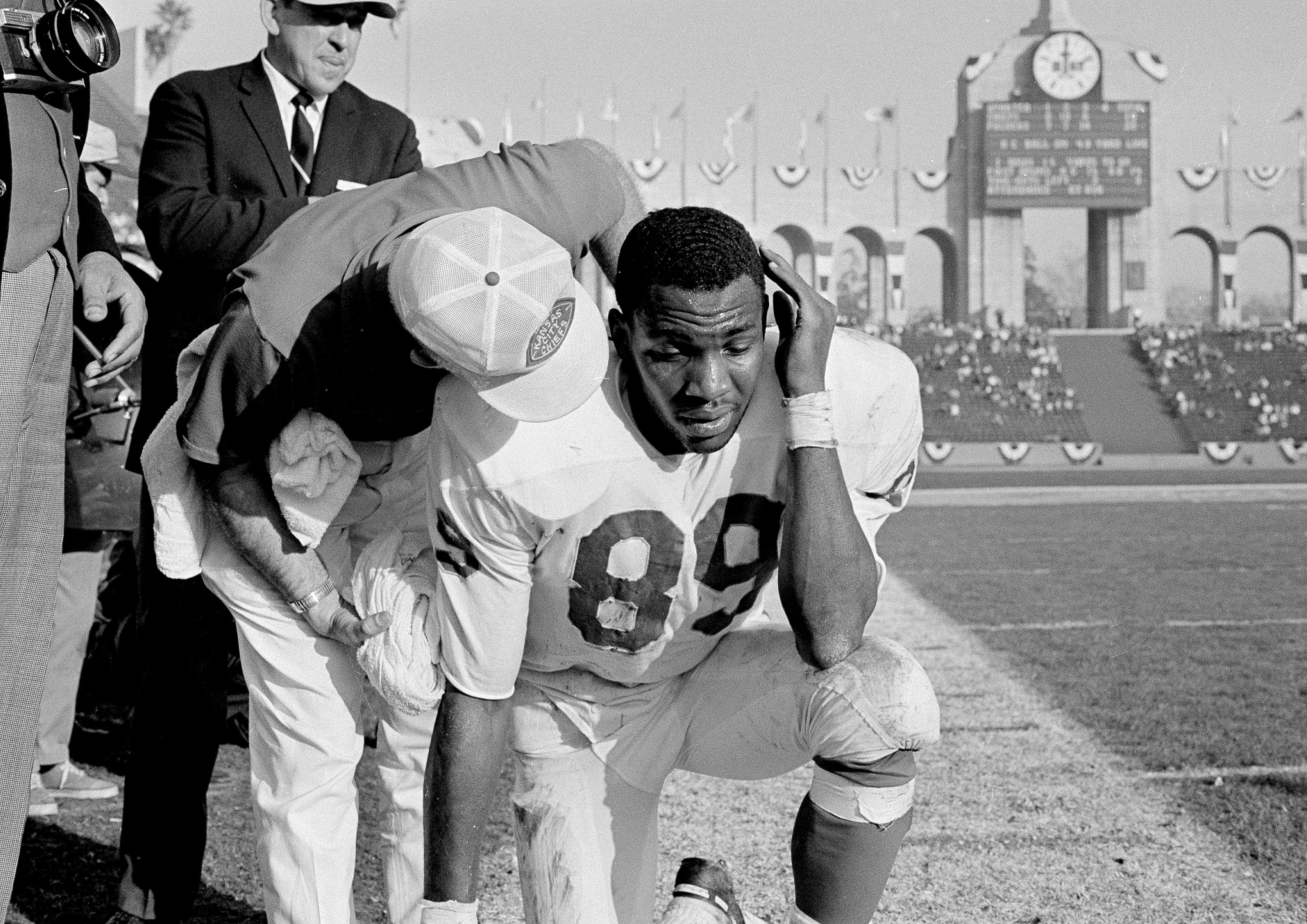 Otis Taylor, Star Receiver for the Kansas City Chiefs, Dies at 80 - The New  York Times