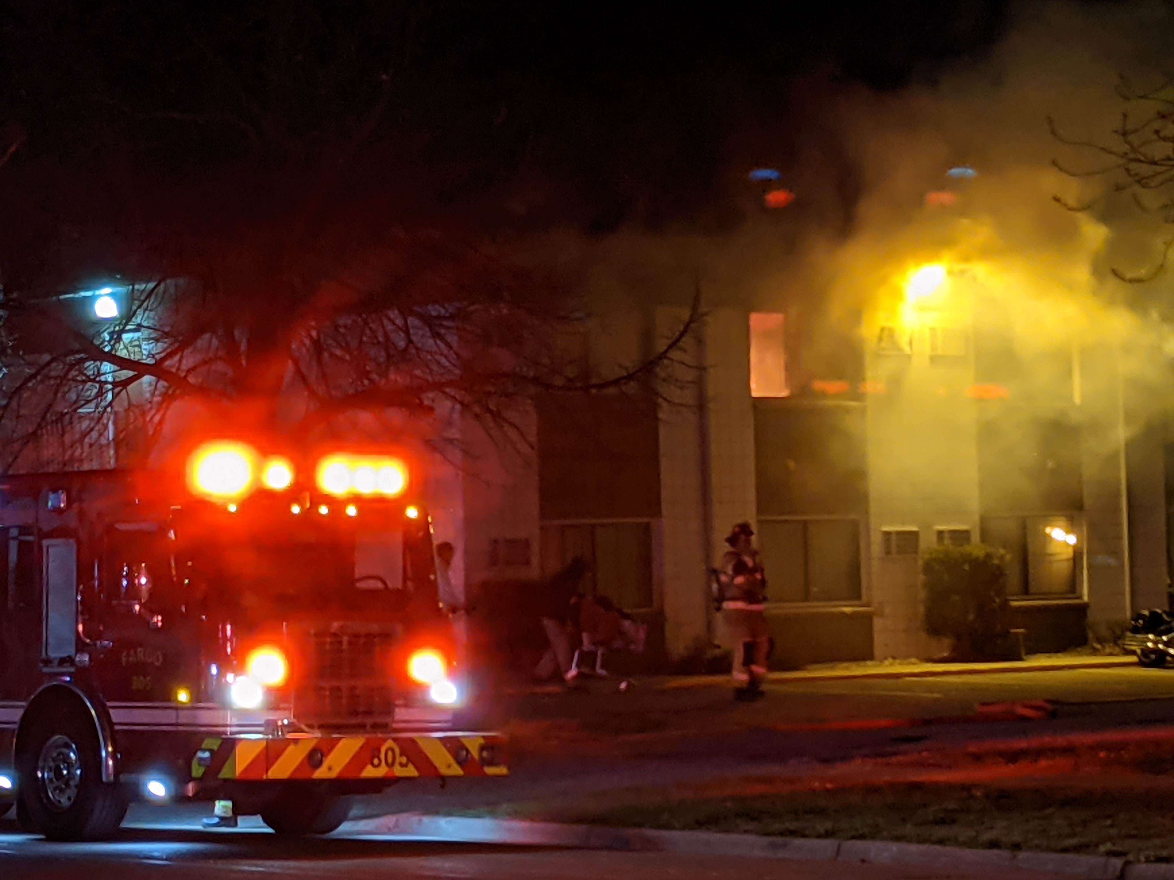 Fargo Fd Respond To A Two Alarm Fire At Grand Inn Hotel