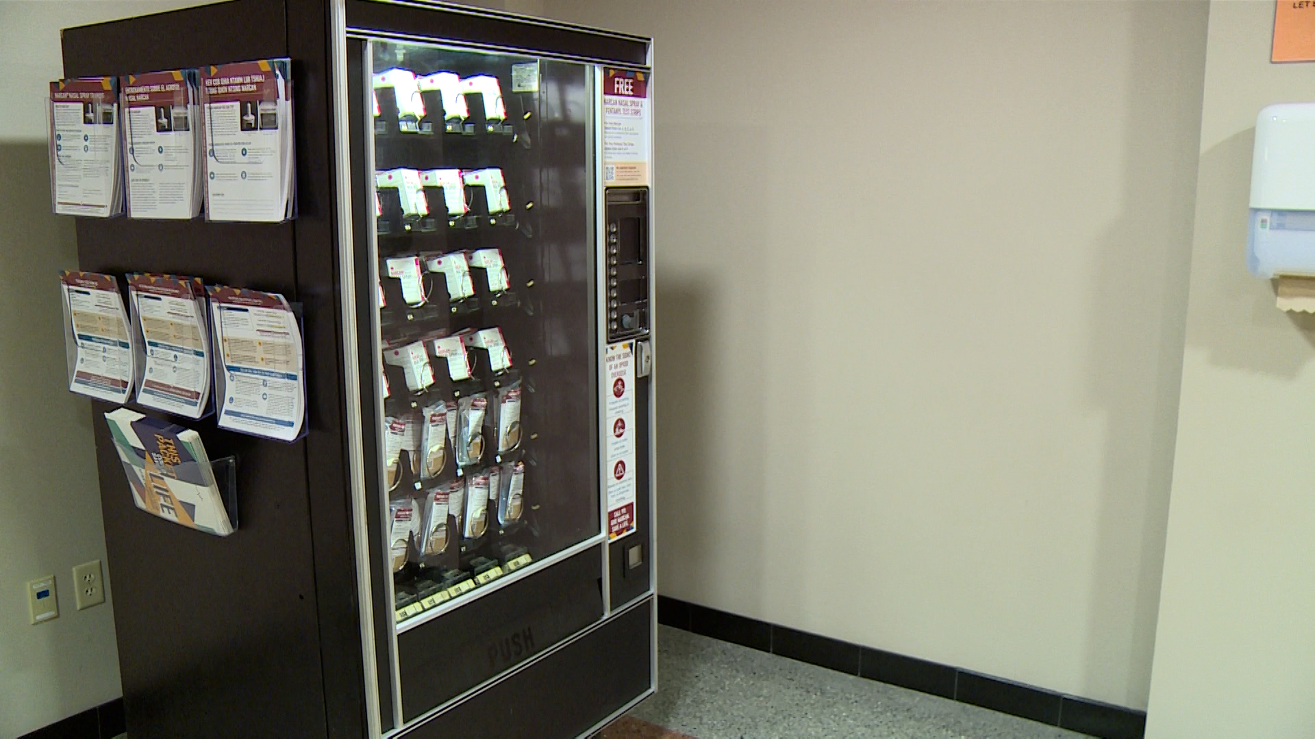 Vending machines dispense critical tools for preventing overdose – PUBLIC  HEALTH INSIDER