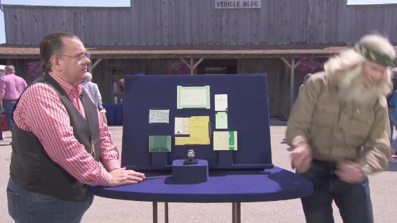 Antiques Roadshow guest floored by value of old Rolex watch