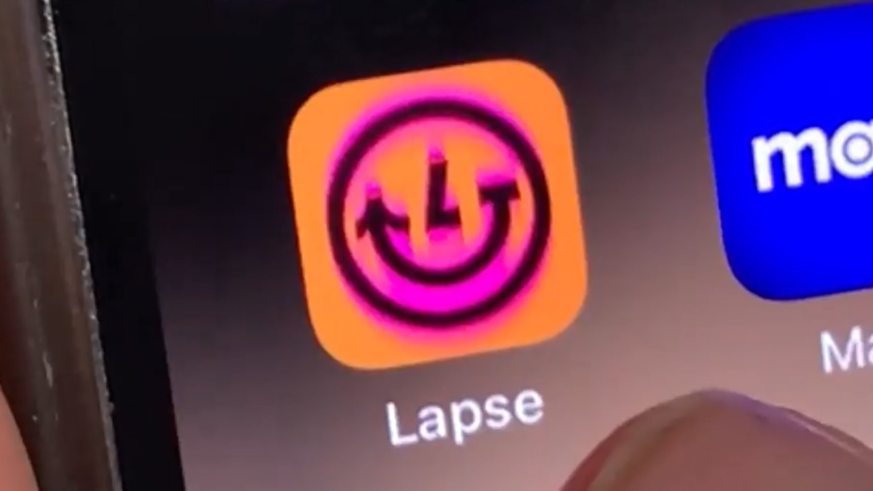 What Is Lapse? How To Use The Disposable Camera App