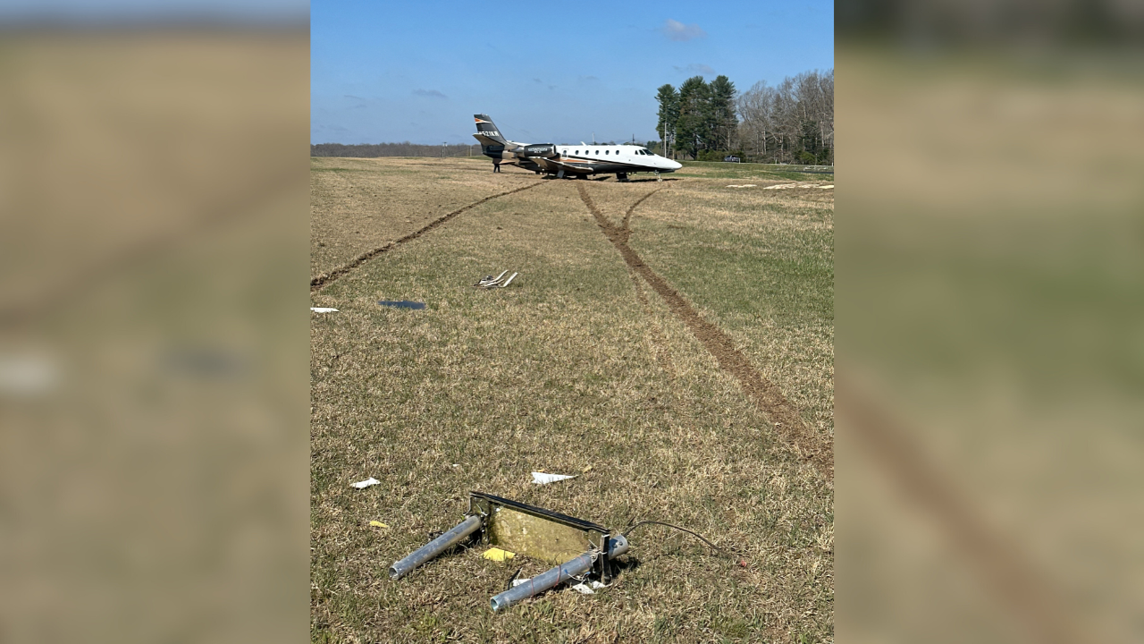 Small plane crashes in Crossville