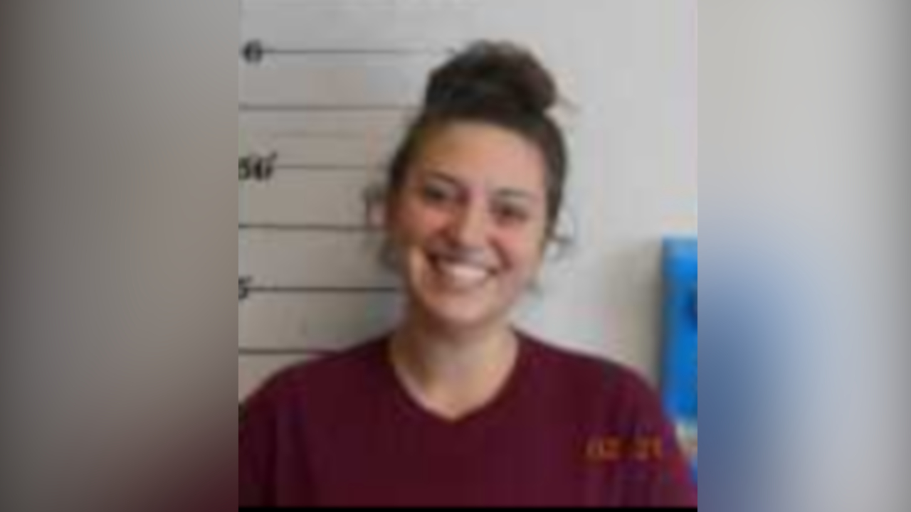 Wabaunsee Co. Sheriff searching for 'armed and dangerous' woman