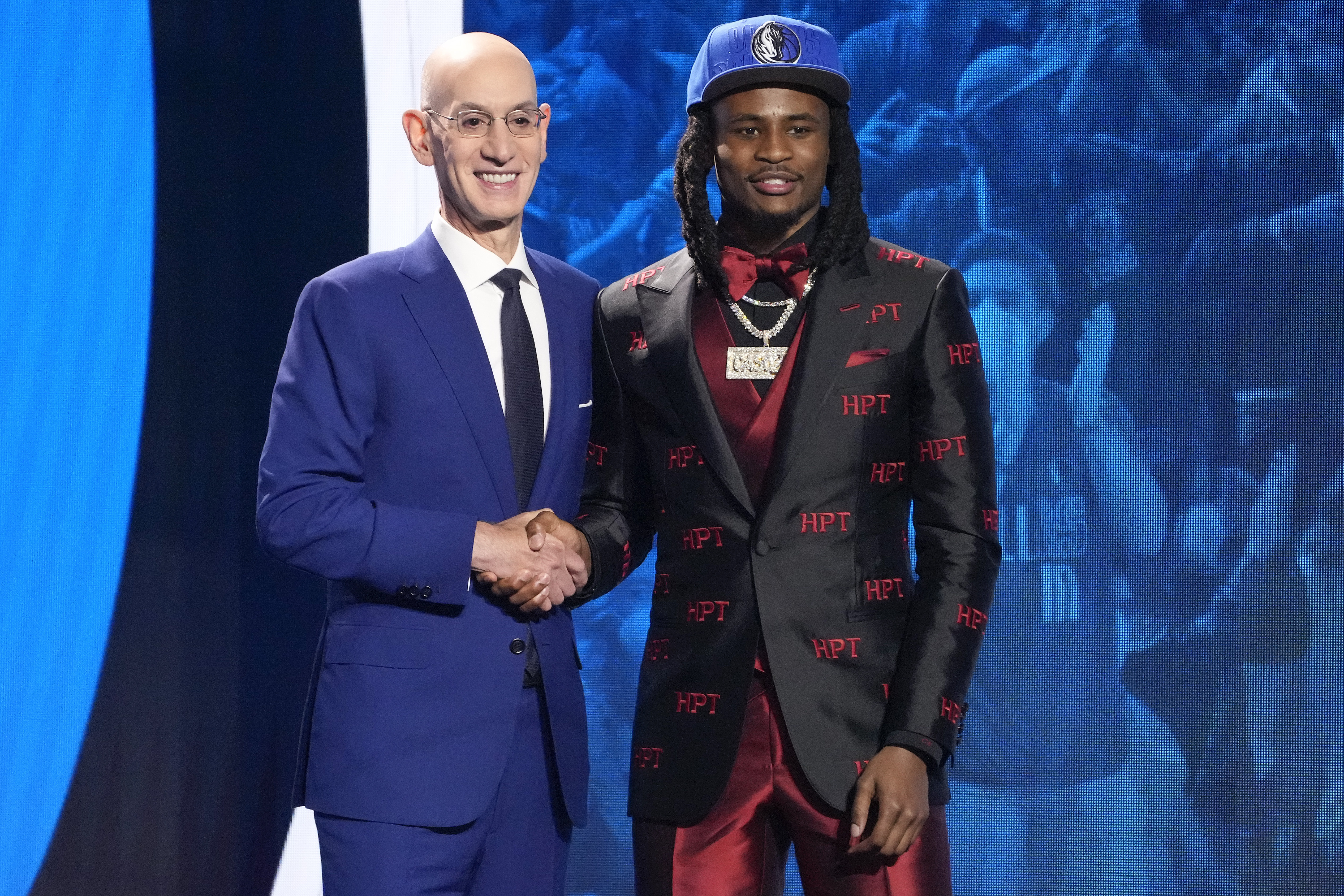 NBA Draft 2023: Dallas Mavericks trade out of No. 10, into