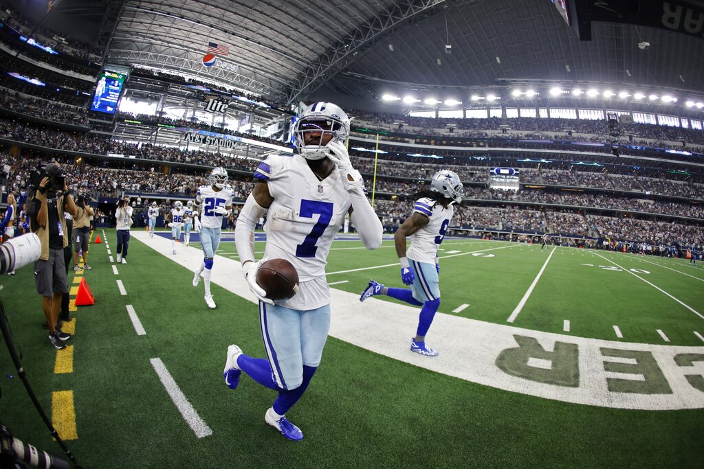 Dallas Cowboys cornerback Trevon Diggs (7) on the field during an