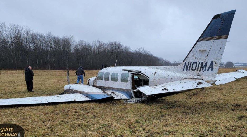 Federal inmate who stole plane, threatened to crash it into a