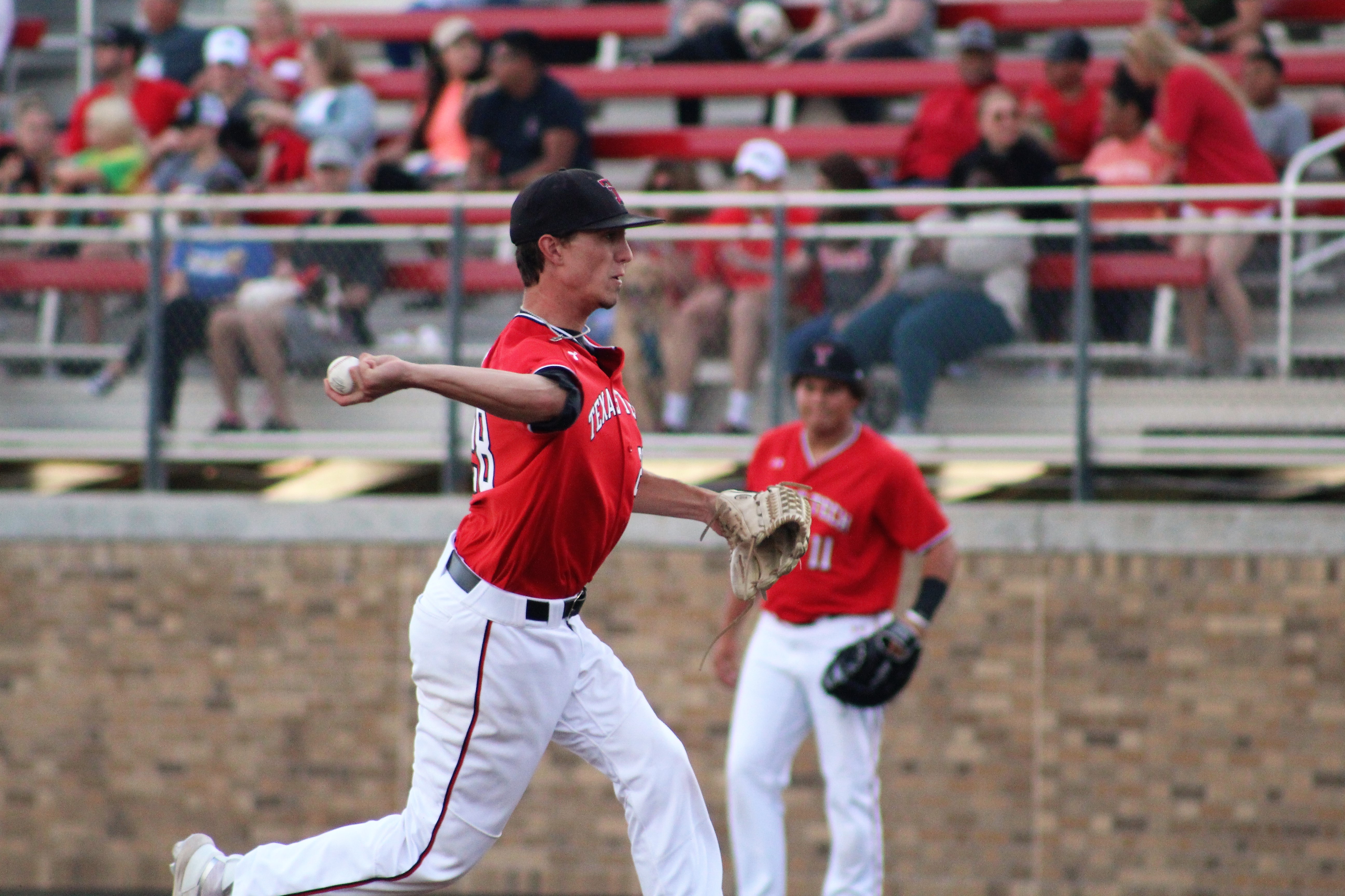 Baseball to Host Bark in the Park April 30 - UTRGV Athletics