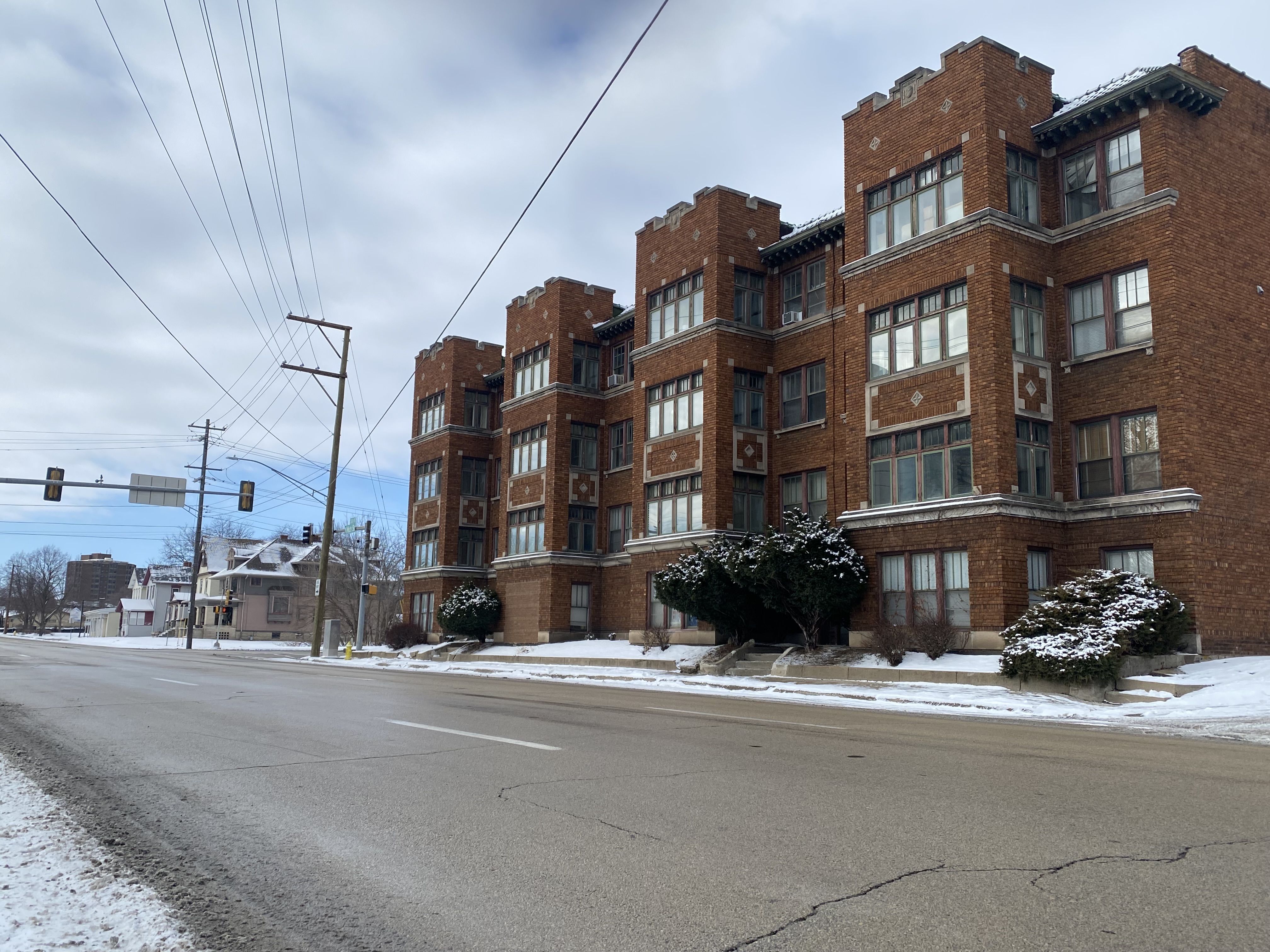 WIFR parent company Gray Media to buy WREX, 9 other TV stations