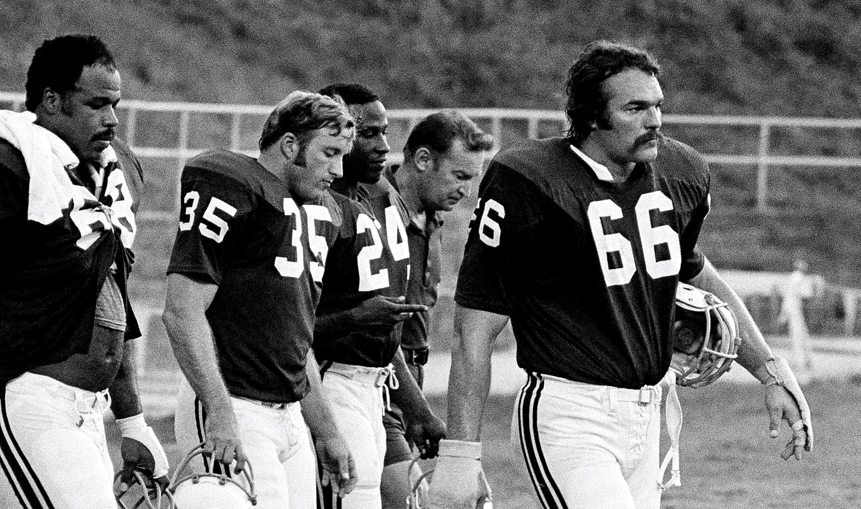 Conrad Dobler, one of NFL's dirtiest players, dead at 72