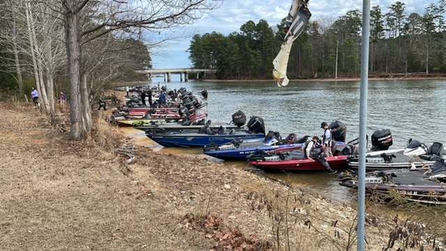 2 fishing competitors released from hospital after boat crash accident on Lake  Murray