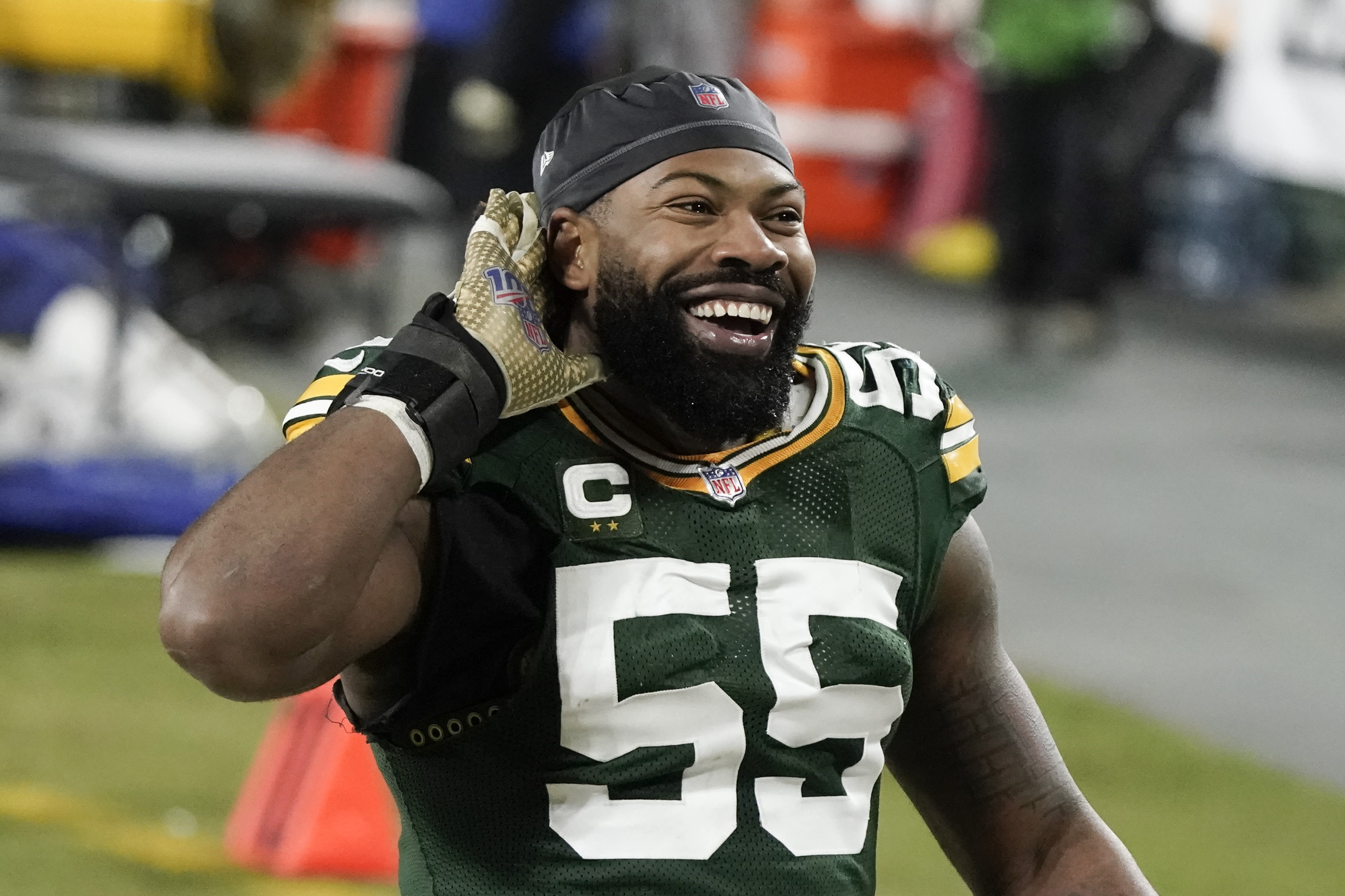 Packers activate both Smith and Mercilus