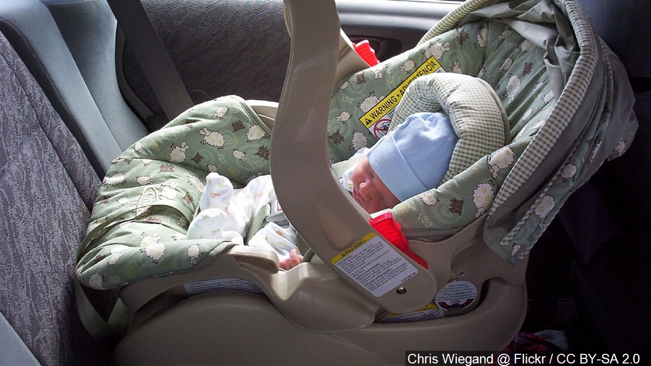rearward facing child seat