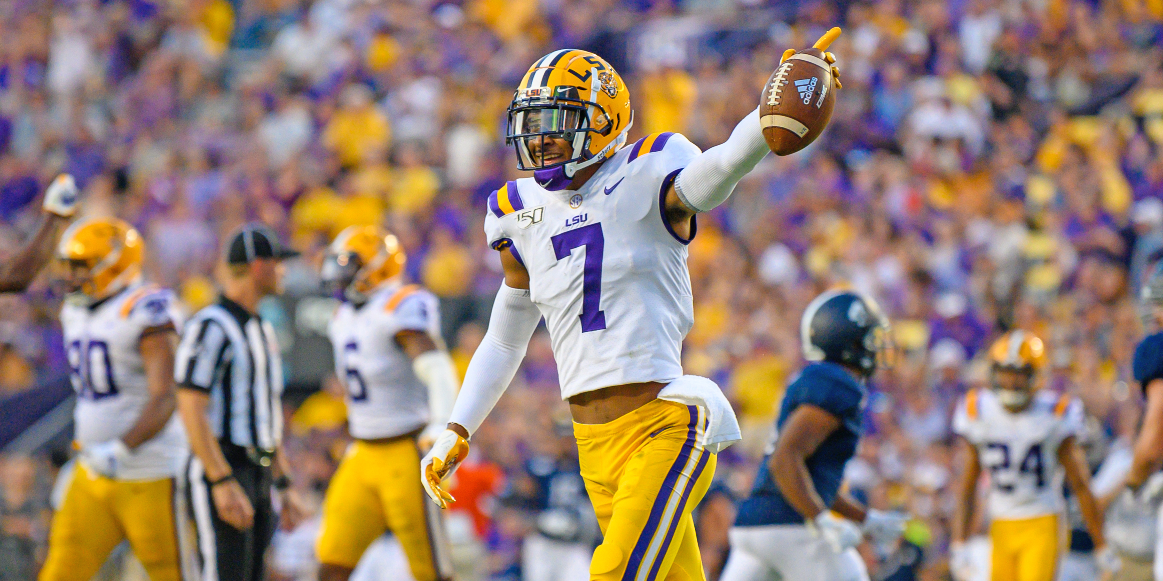 LSU Football Twitter પર: DBU Grant Delpit is the winner of the Jim Thorpe  Award! #GeauxTigers  / Twitter