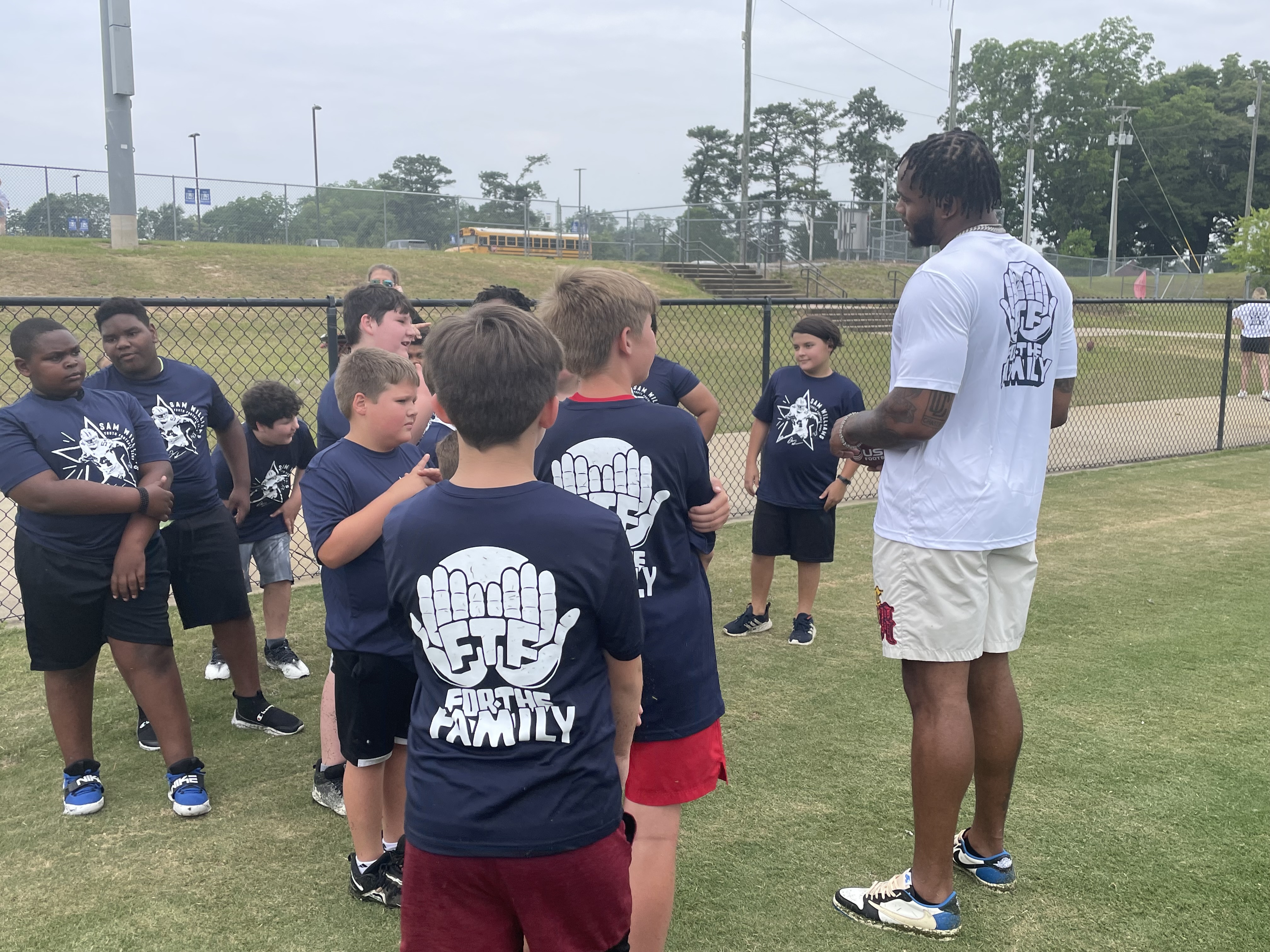 Dallas Cowboys' Sam Williams returns home to run youth football camp