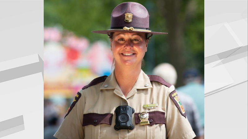 Lady Police Inspector In Crime Patrol